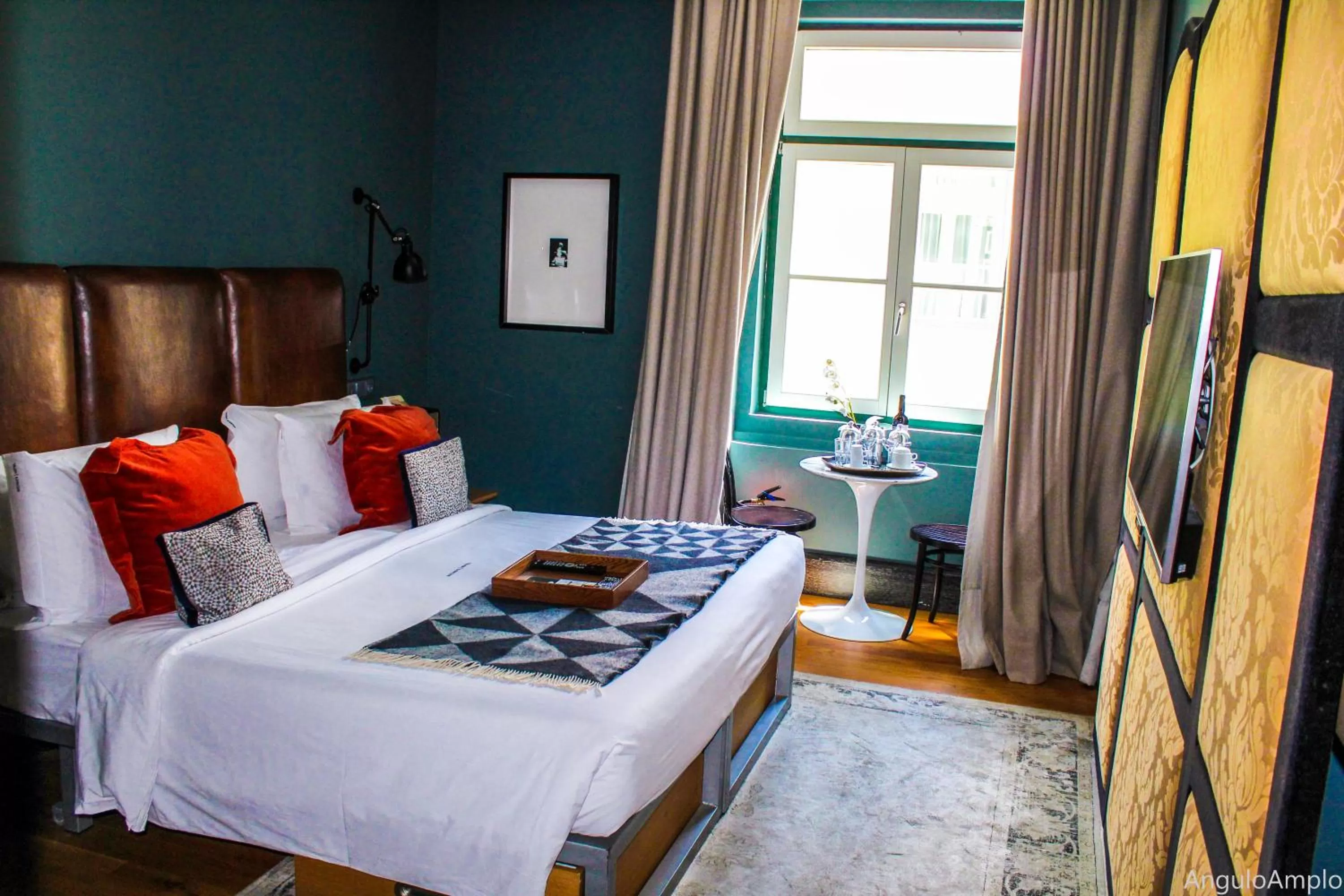 Photo of the whole room, Bed in Browns Boutique Hotel