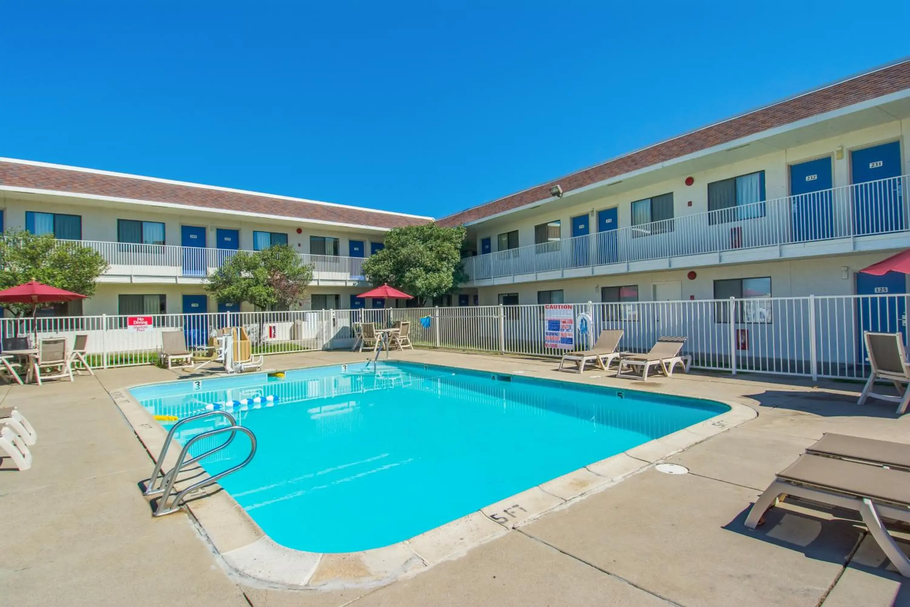 Decorative detail, Swimming Pool in Motel 6-Redding, CA - North