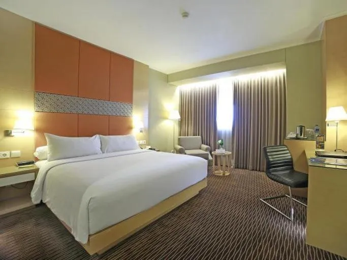 Bed in All Sedayu Hotel Kelapa Gading