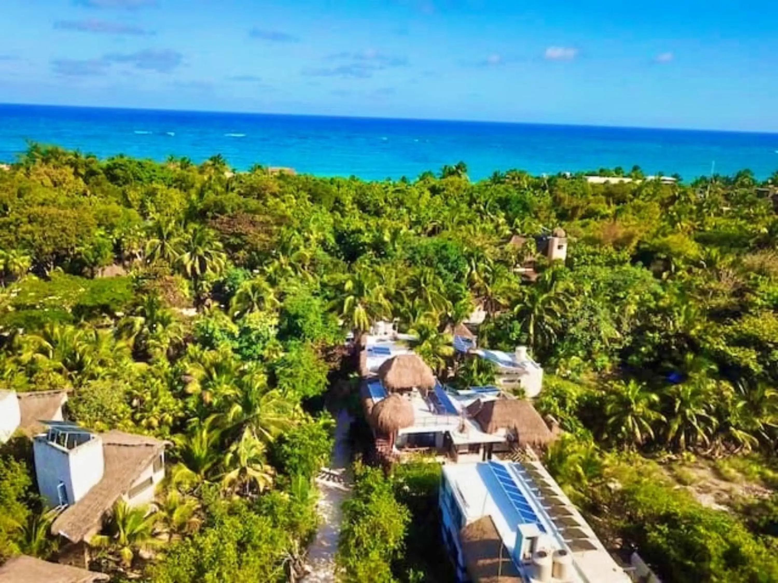 Nearby landmark, Bird's-eye View in La Casa de Mia Tulum