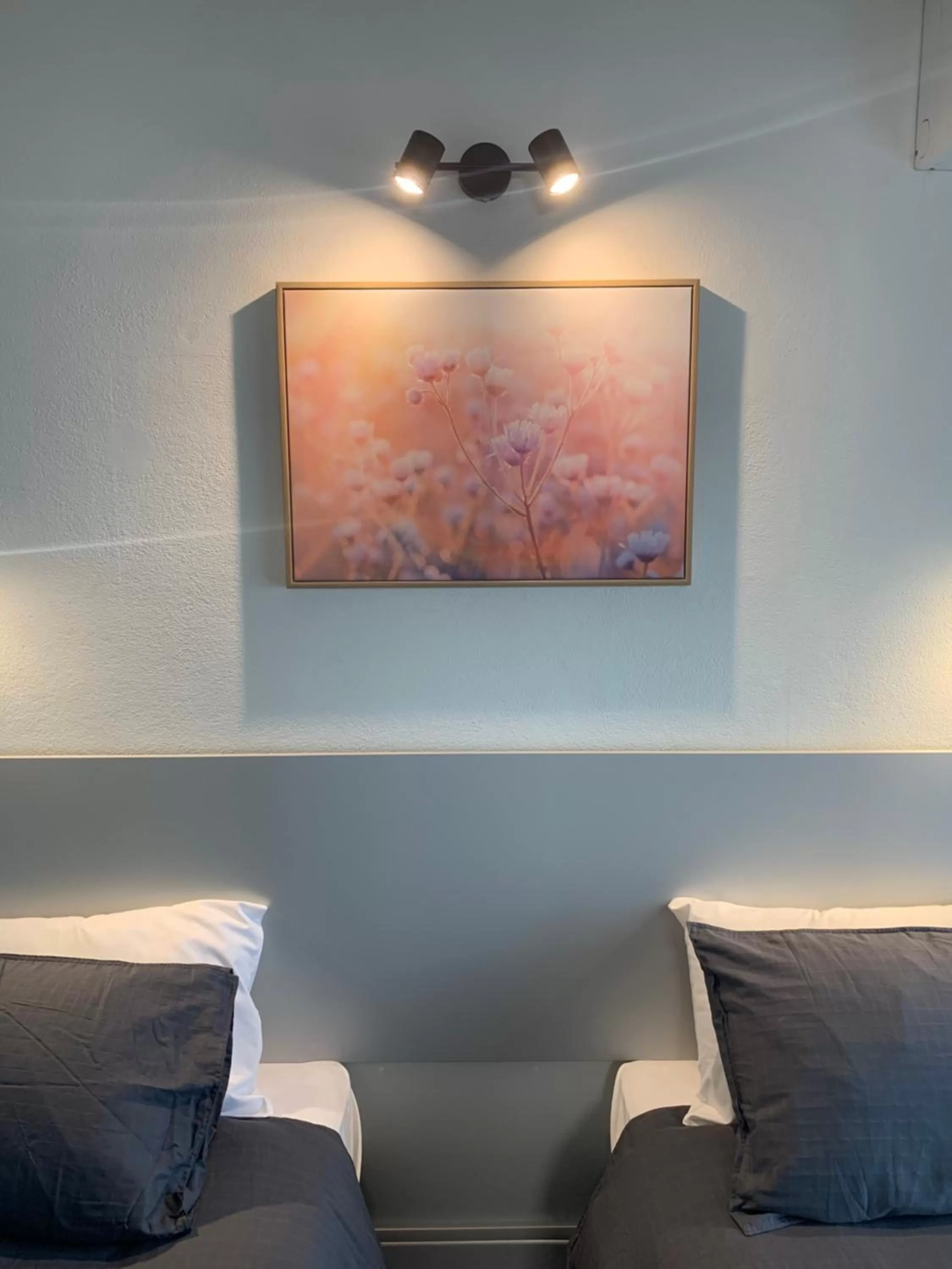 Bedroom in Doonside Hotel