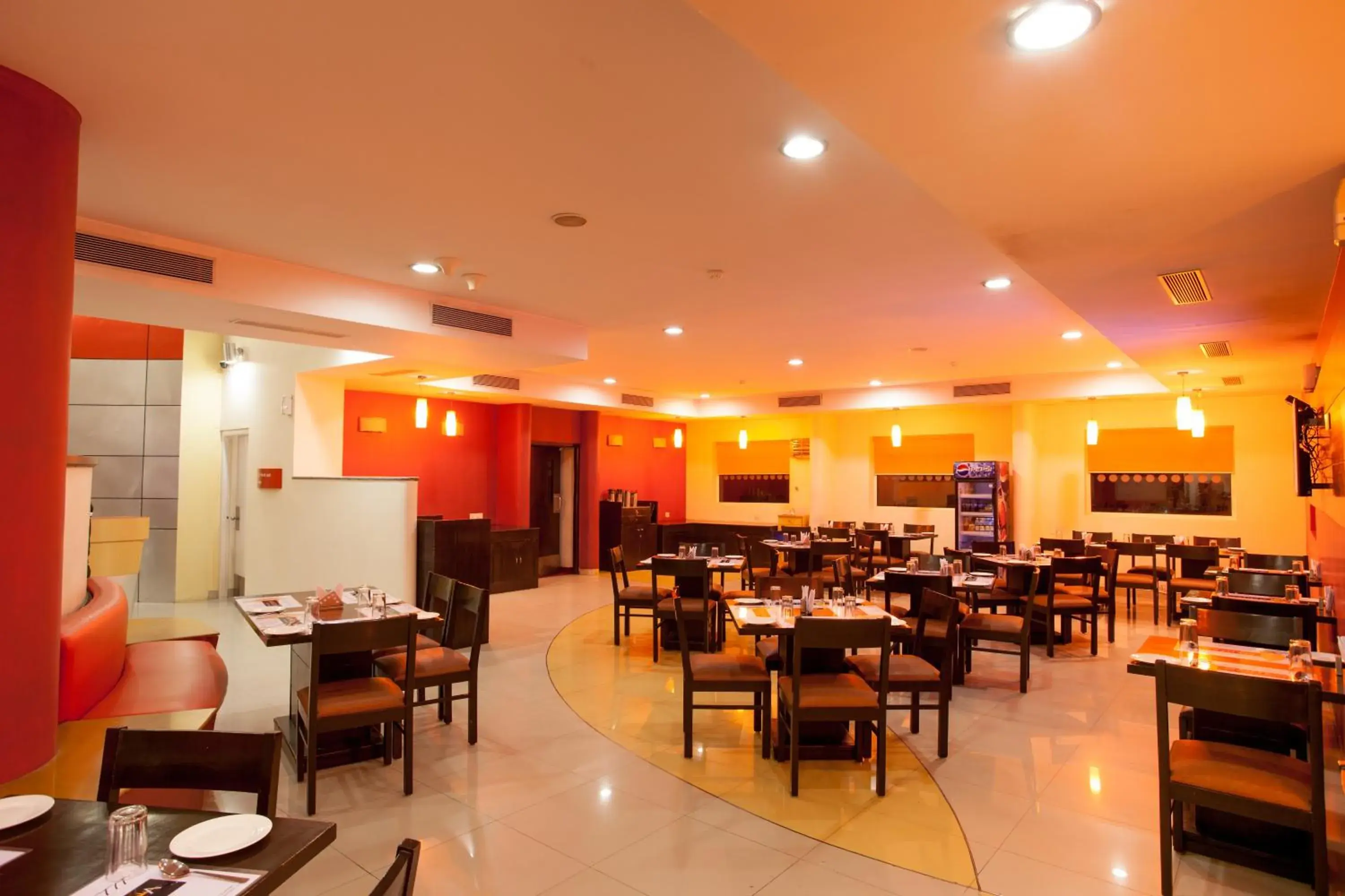 Restaurant/Places to Eat in Ginger Hotel Nashik