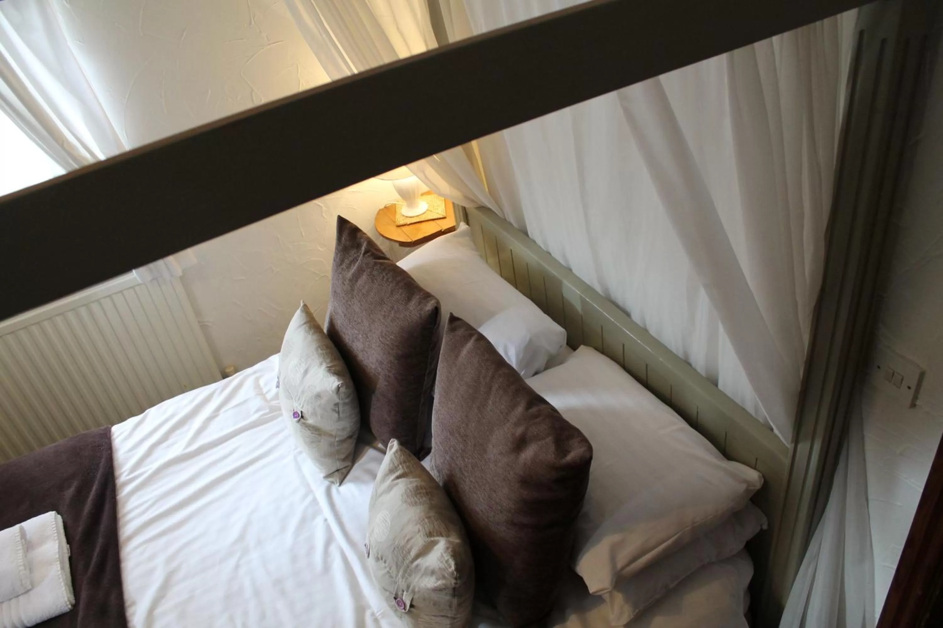 Photo of the whole room, Bed in Old Court Hotel & Apartments