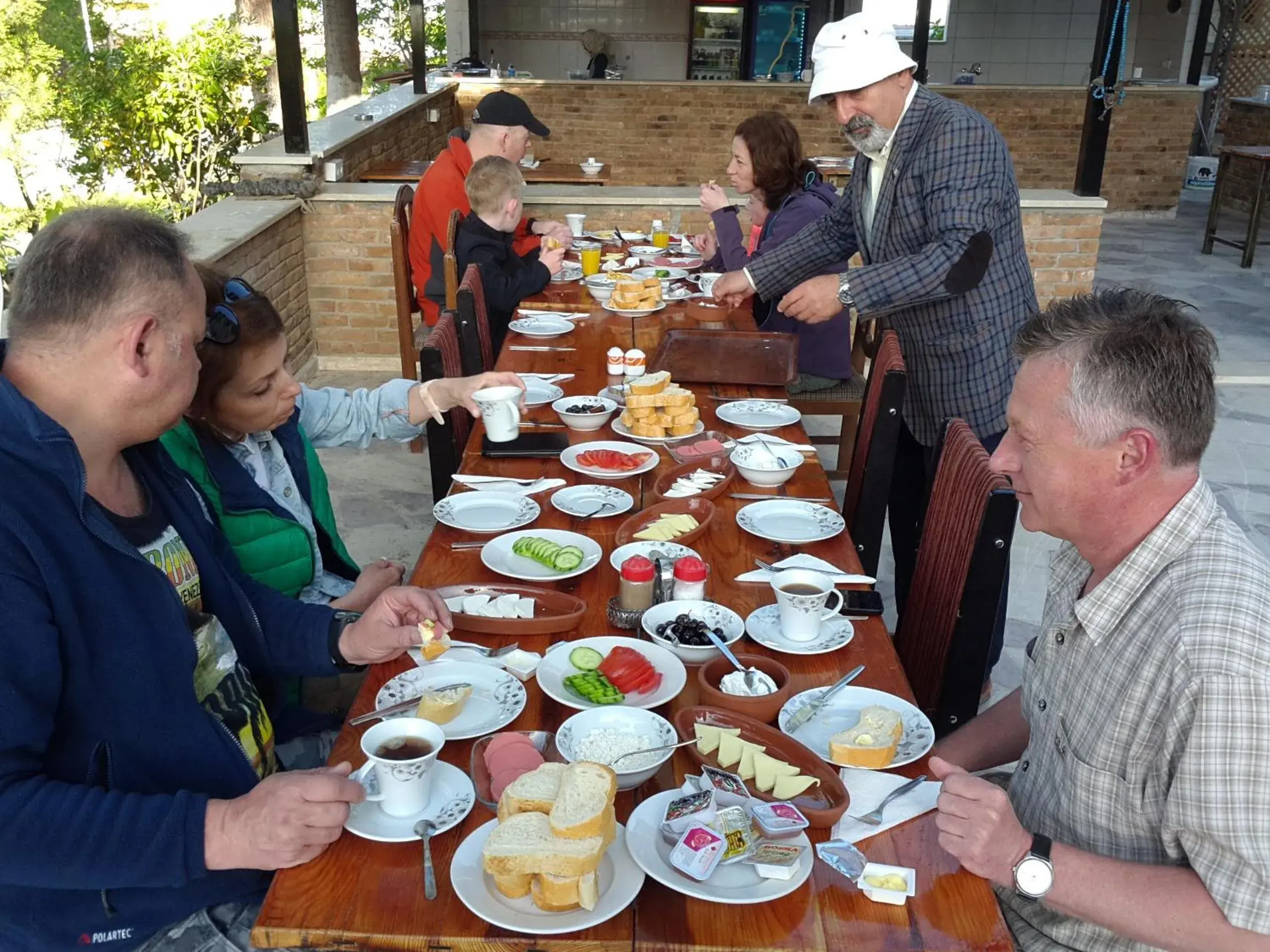 Restaurant/places to eat in Bellamaritimo Hotel Restaurant/places to eat in Bellamaritimo Hotel