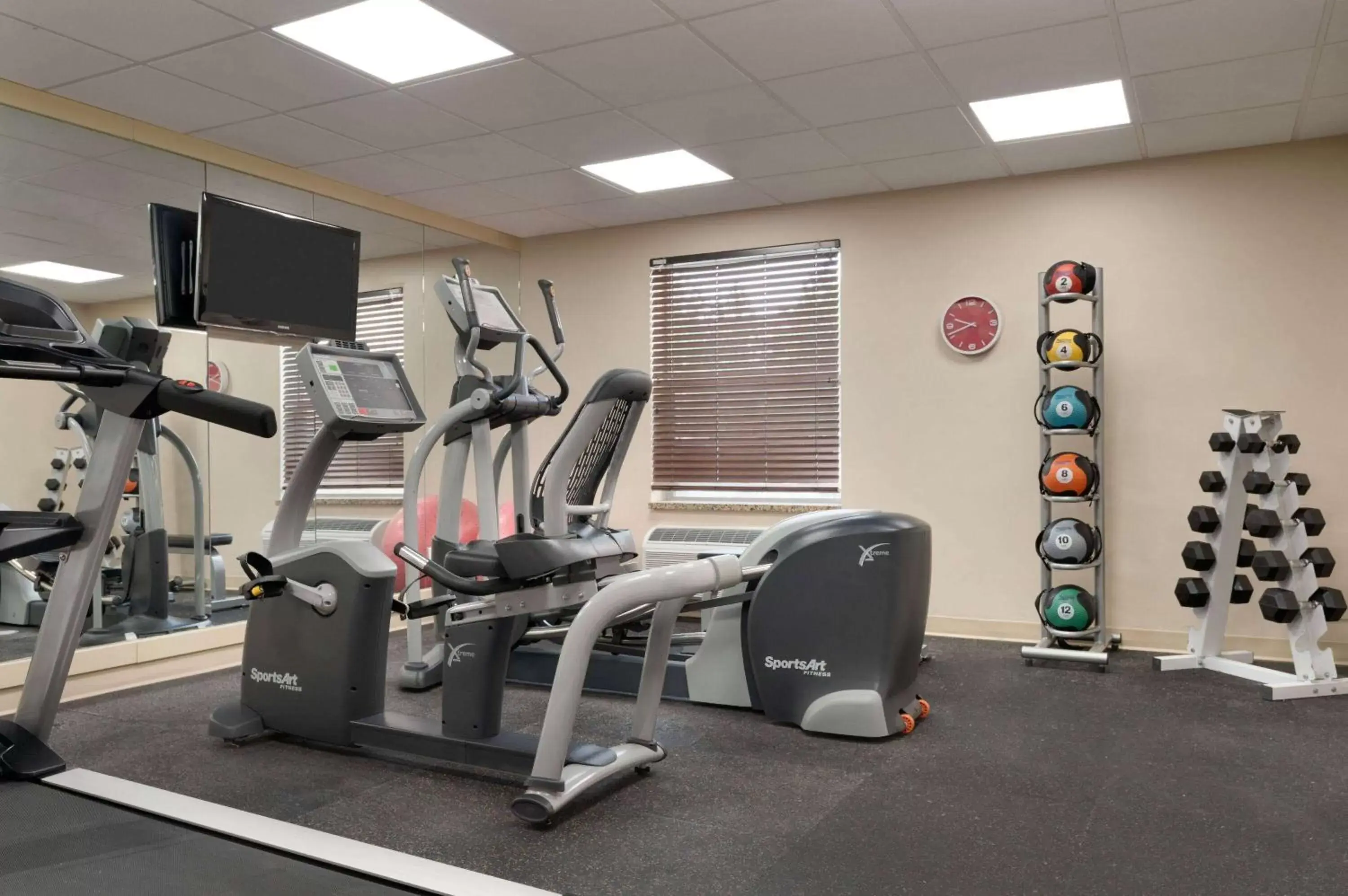 Fitness centre/facilities, Fitness Center/Facilities in Days Inn & Suites by Wyndham Sherwood Park Edmonton