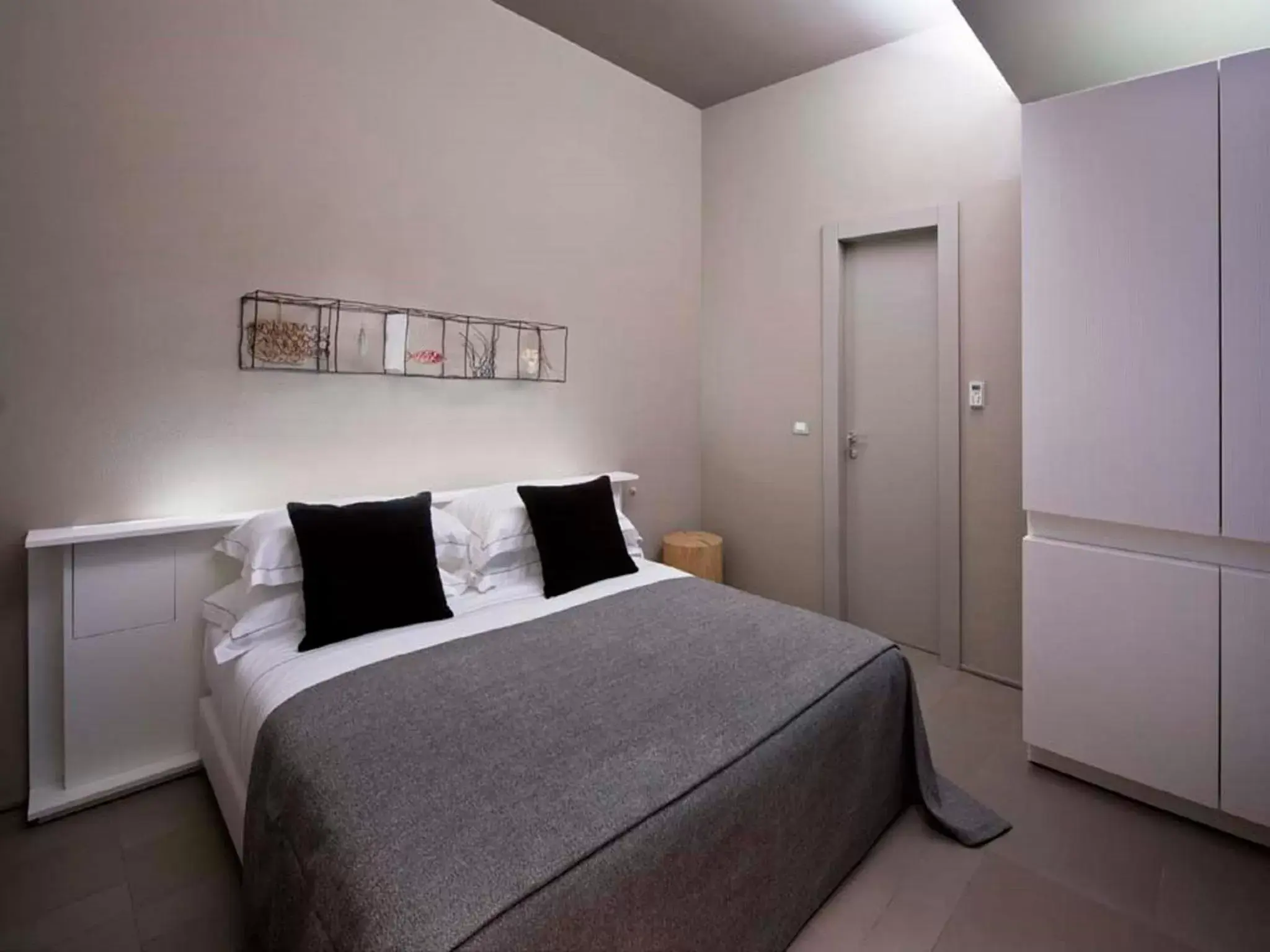 Bathroom, Bed in Il Fogliano Hotel
