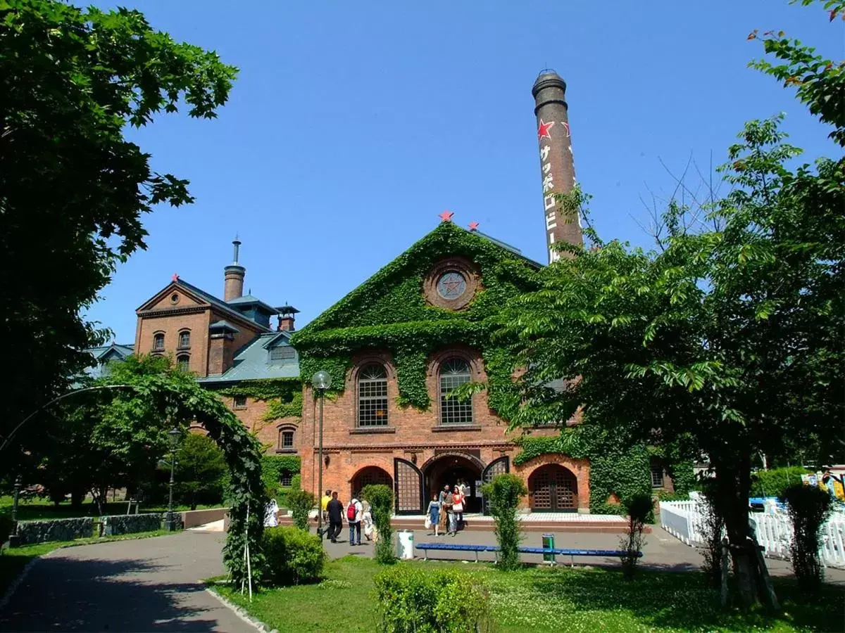 Nearby landmark, Property Building in Hotel Wing International Sapporo Susukino