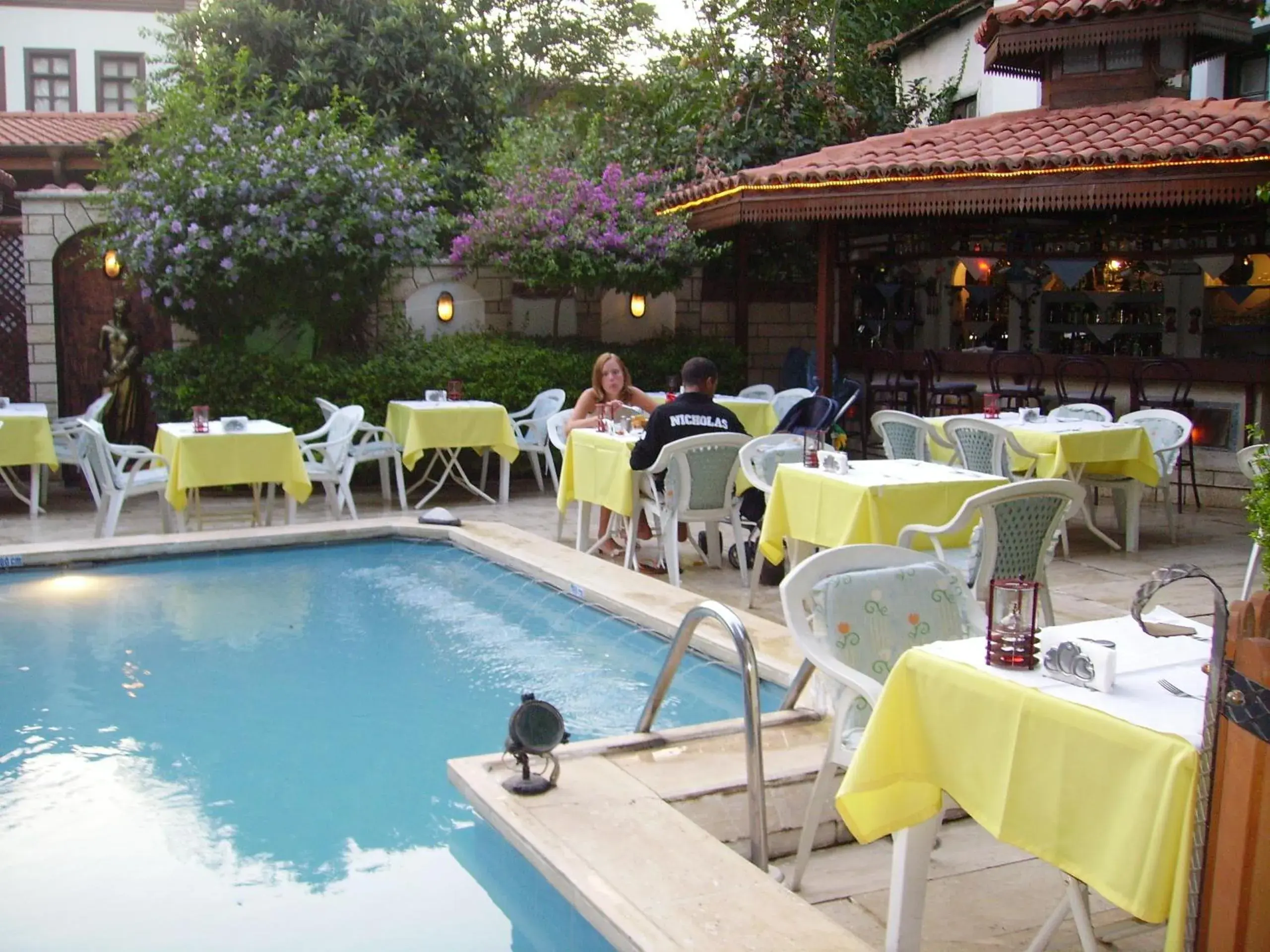 Restaurant/places to eat, Swimming Pool in Hotel Karyatit Kaleici