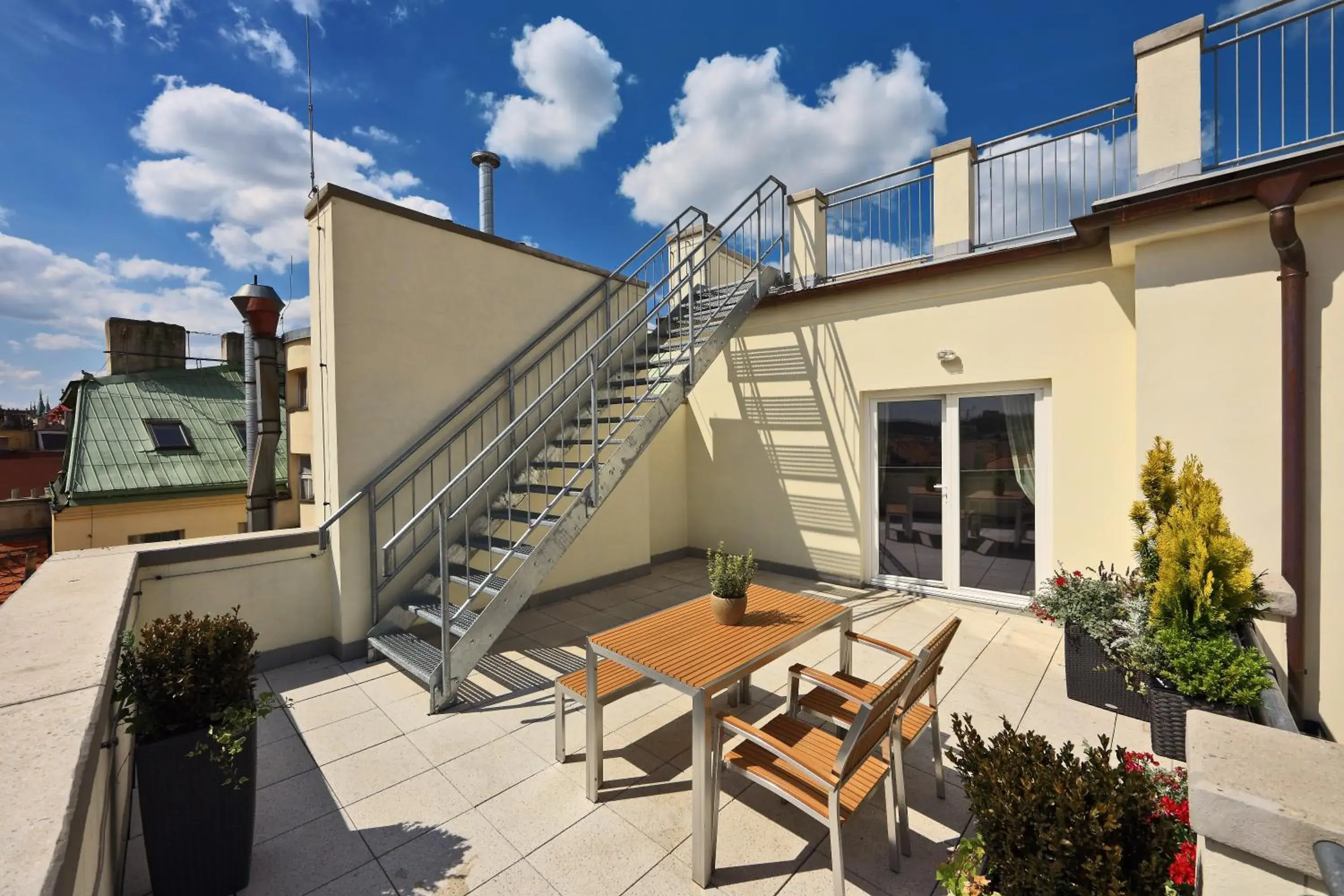 Balcony/Terrace, Property Building in Salvator Superior Apartments