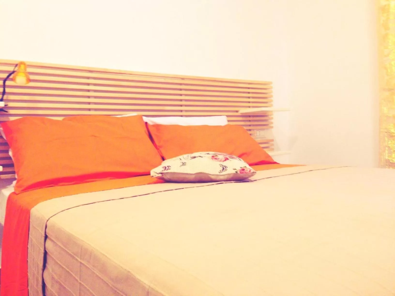 Photo of the whole room, Bed in Bed & Breakfast Travellers