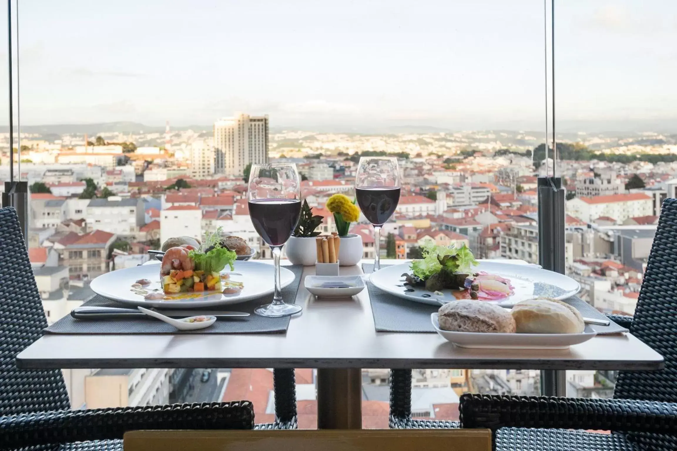 Balcony/Terrace in Hotel Dom Henrique - Downtown