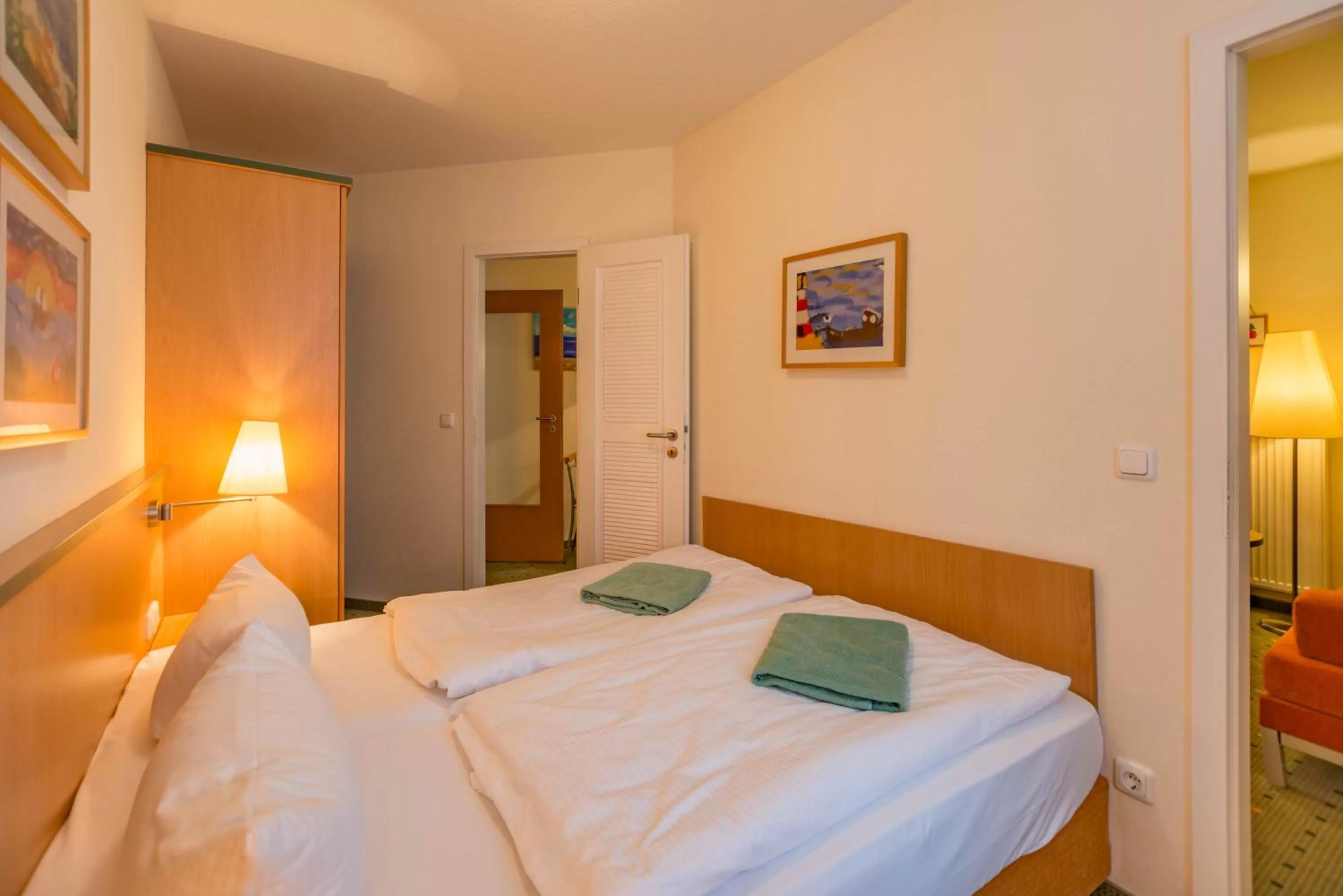 Photo of the whole room, Bed in Am Weststrand Apartmenthaus Waldeck