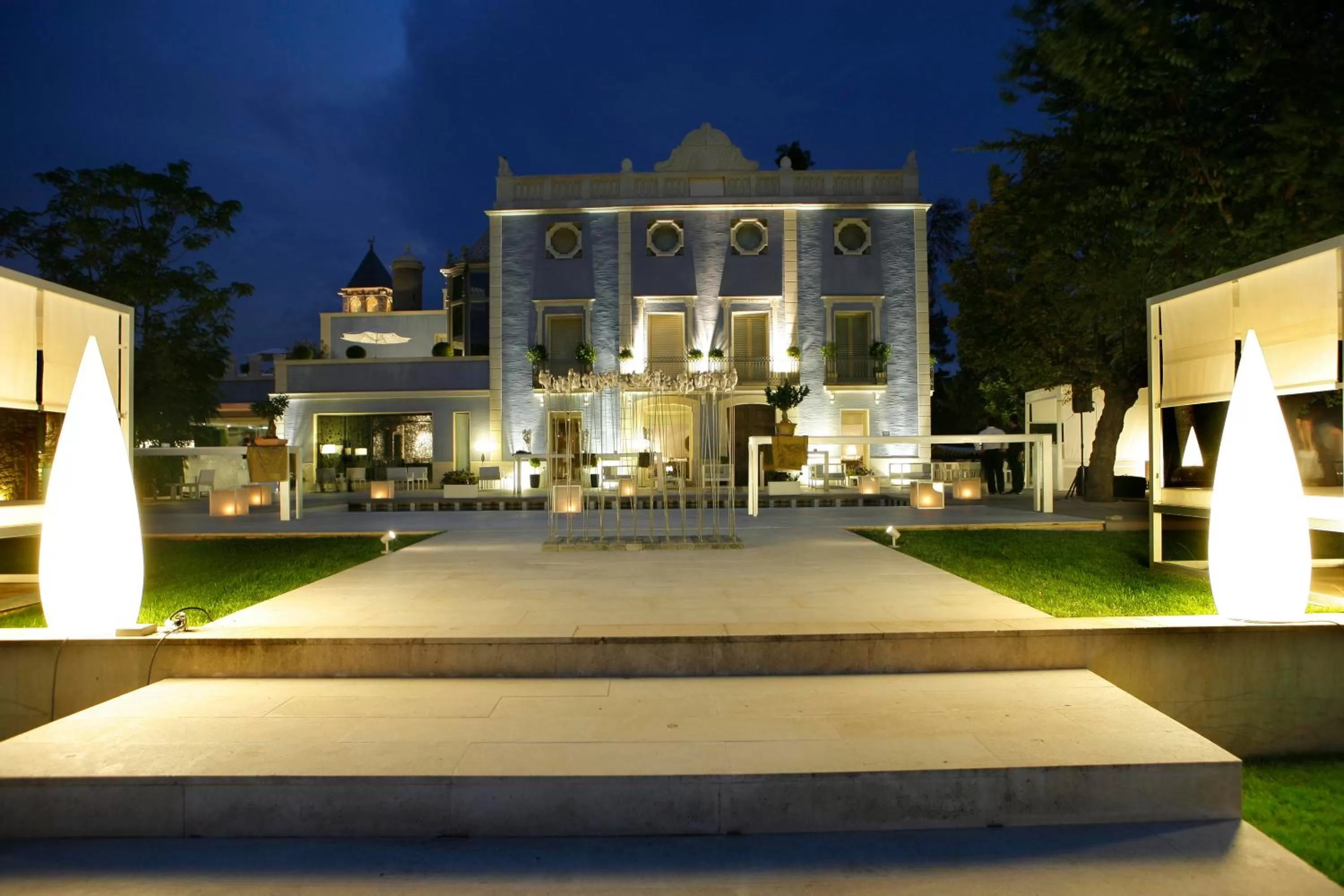 Property Building in Hotel Ferrero - Singular's Hotels