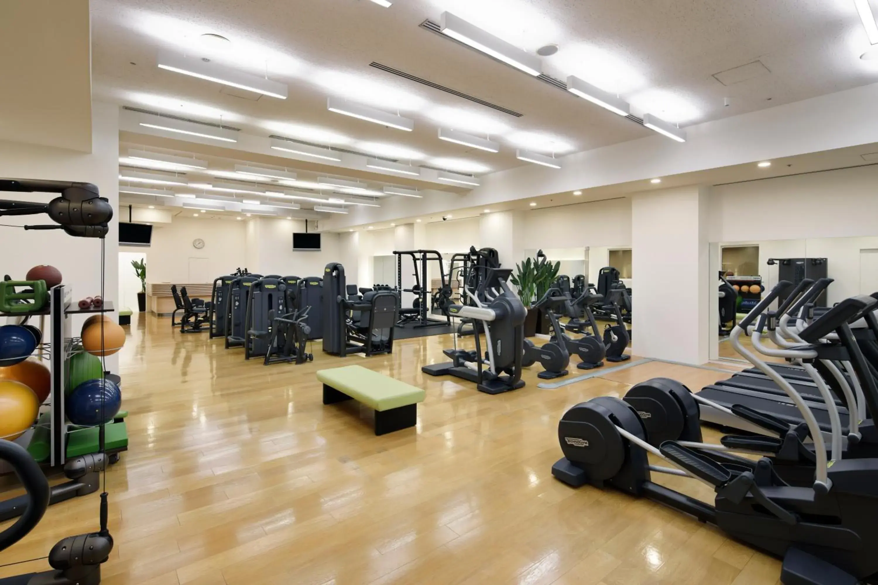 Fitness centre/facilities in The Prince Sakura Tower Tokyo, Autograph Collection Fitness centre/facilities in The Prince Sakura Tower Tokyo, Autograph Collection