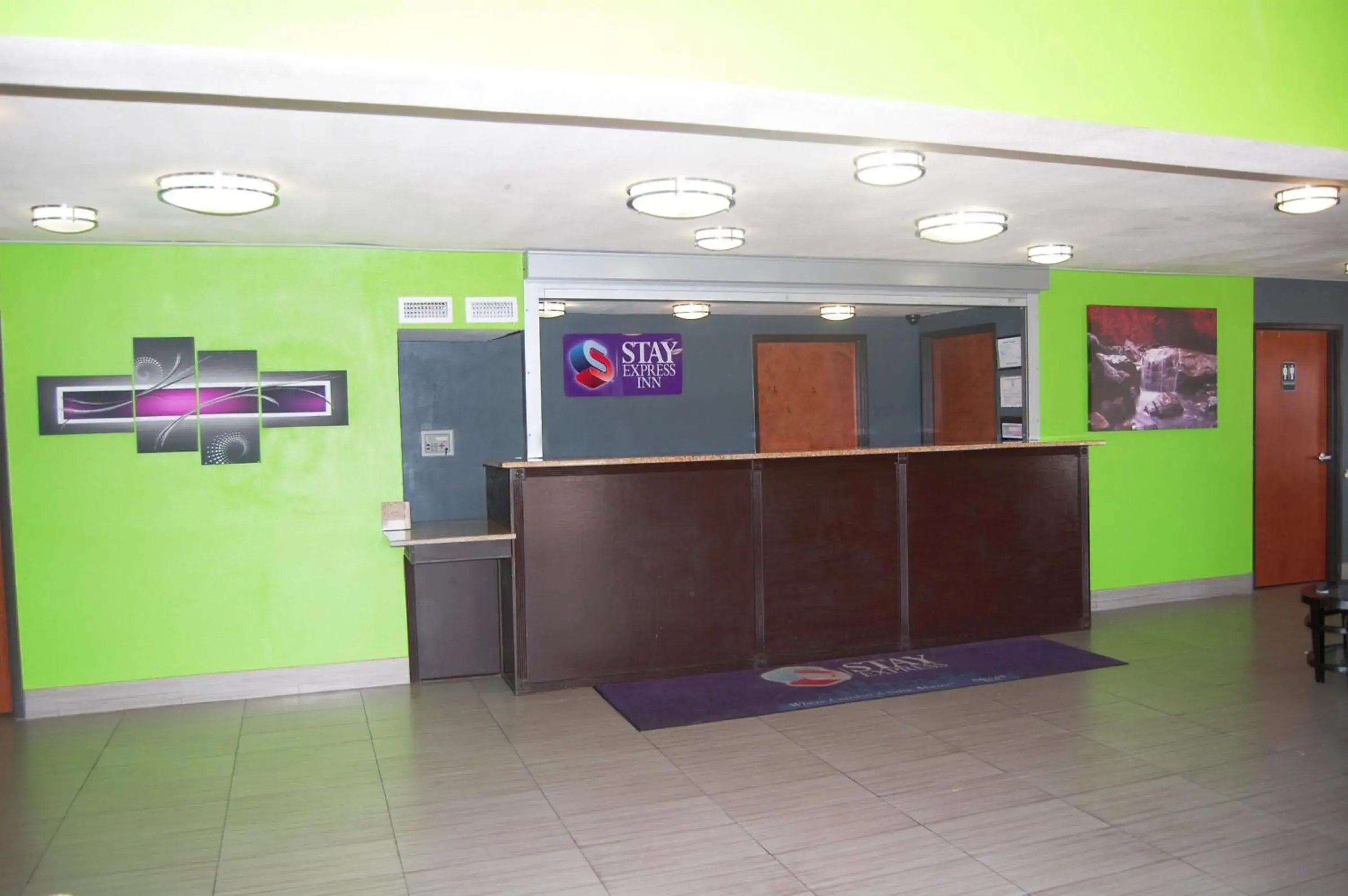 Lobby/Reception in Stay Express Inn Dallas - Fair Park / Downtown