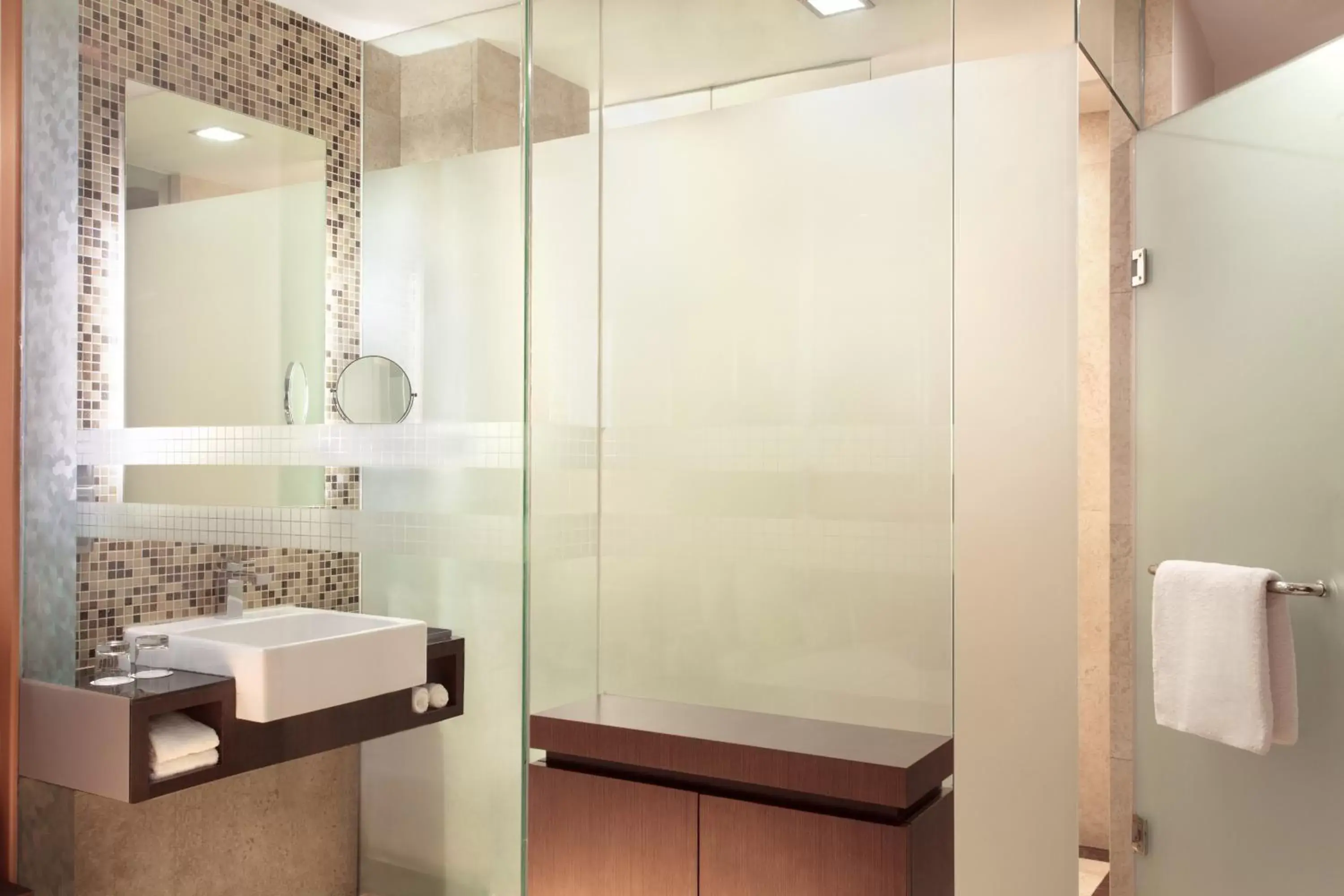 Superior Double or Twin Room in AIHO Hotel Medan Superior Double or Twin Room in AIHO Hotel Medan