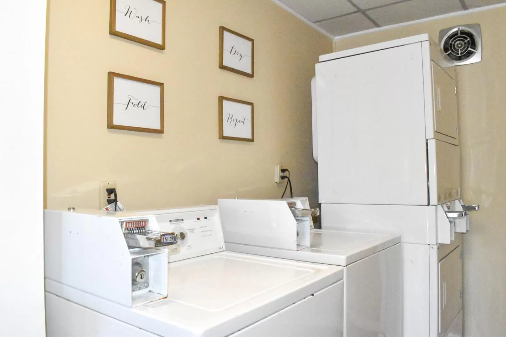 laundry in The Grand Beach Inn