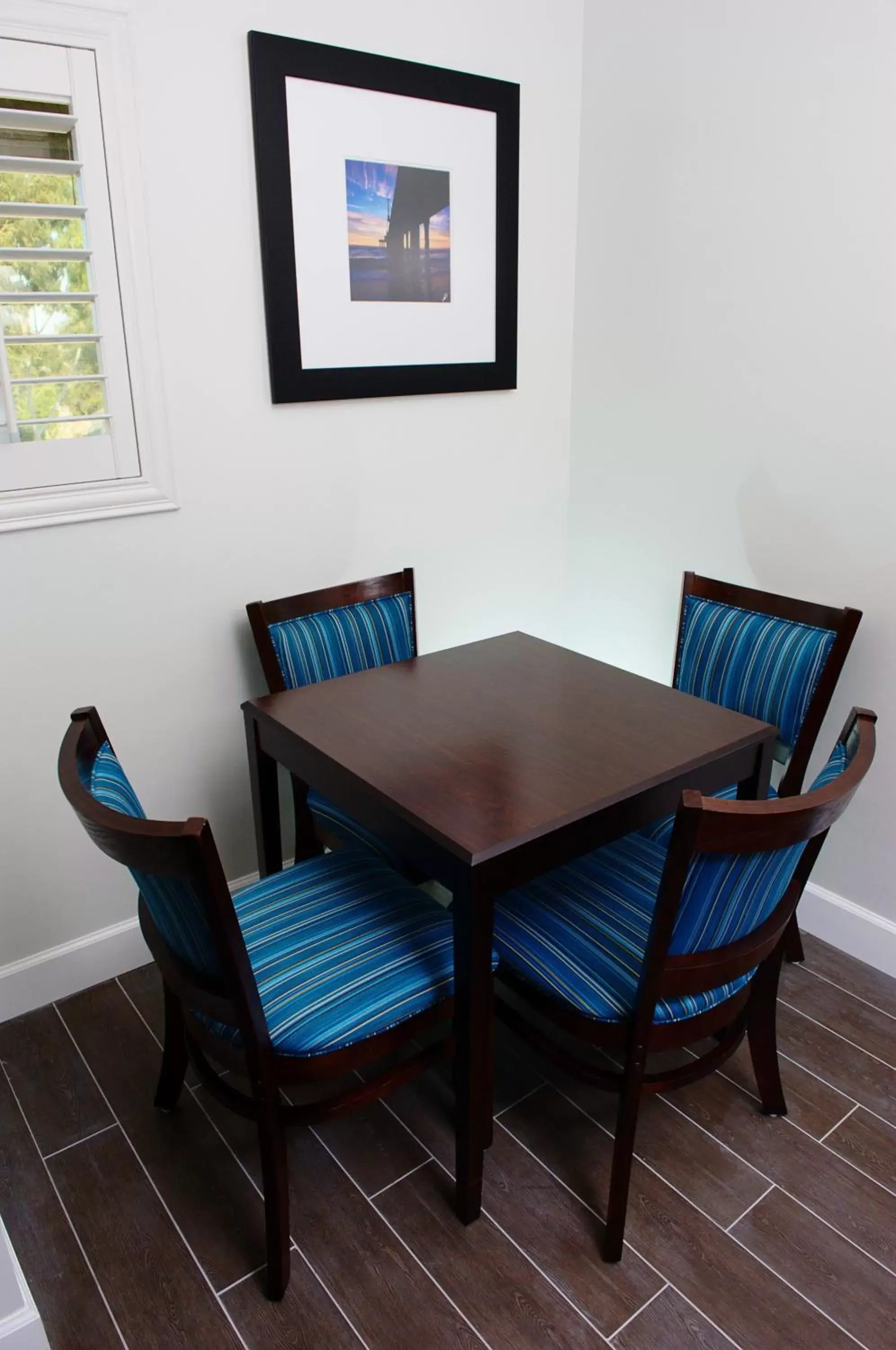 Decorative detail, Dining Area in Hi View Inn & Suites