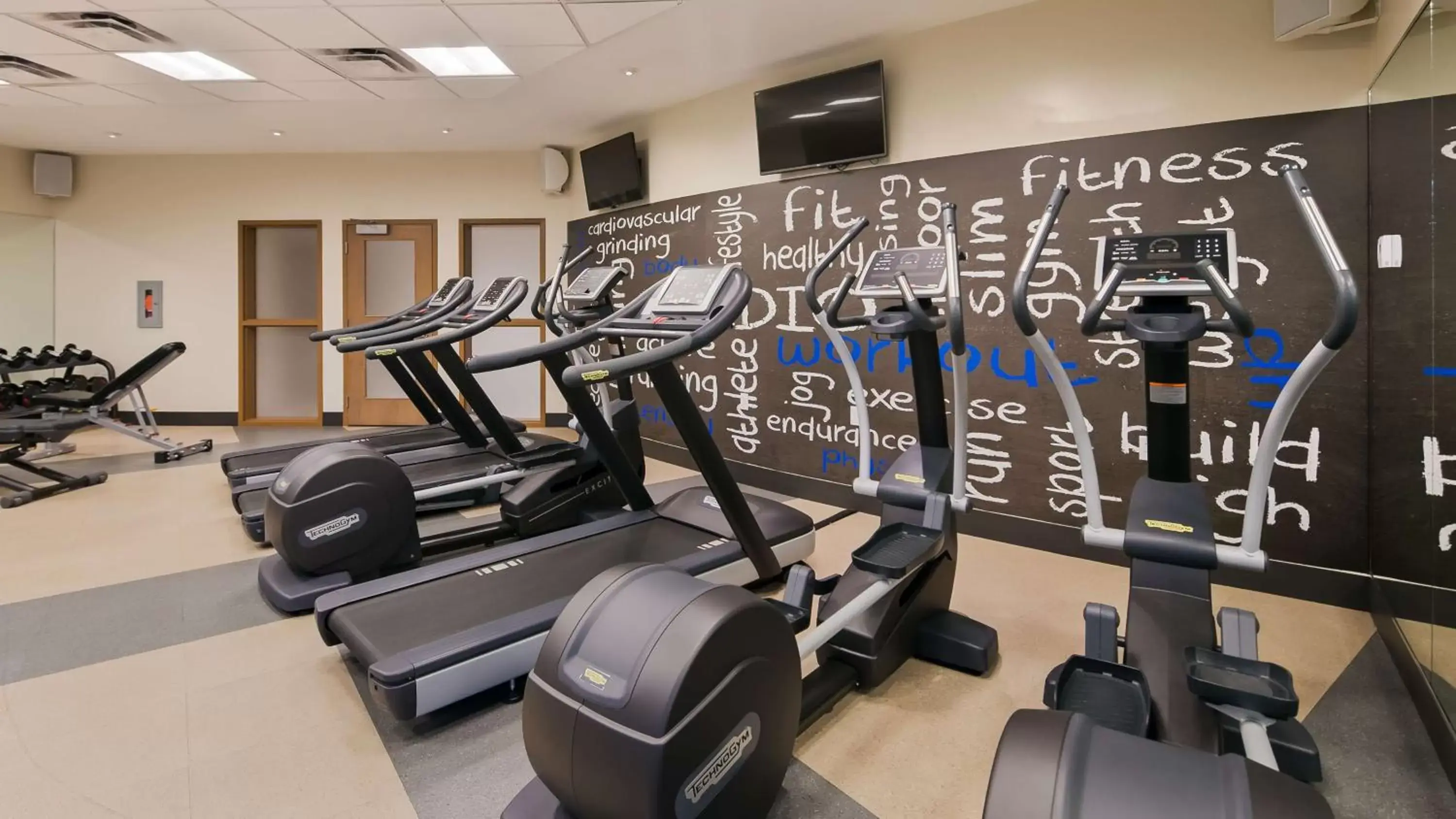 Fitness centre/facilities, Fitness Center/Facilities in Best Western Plus Sawridge Suites