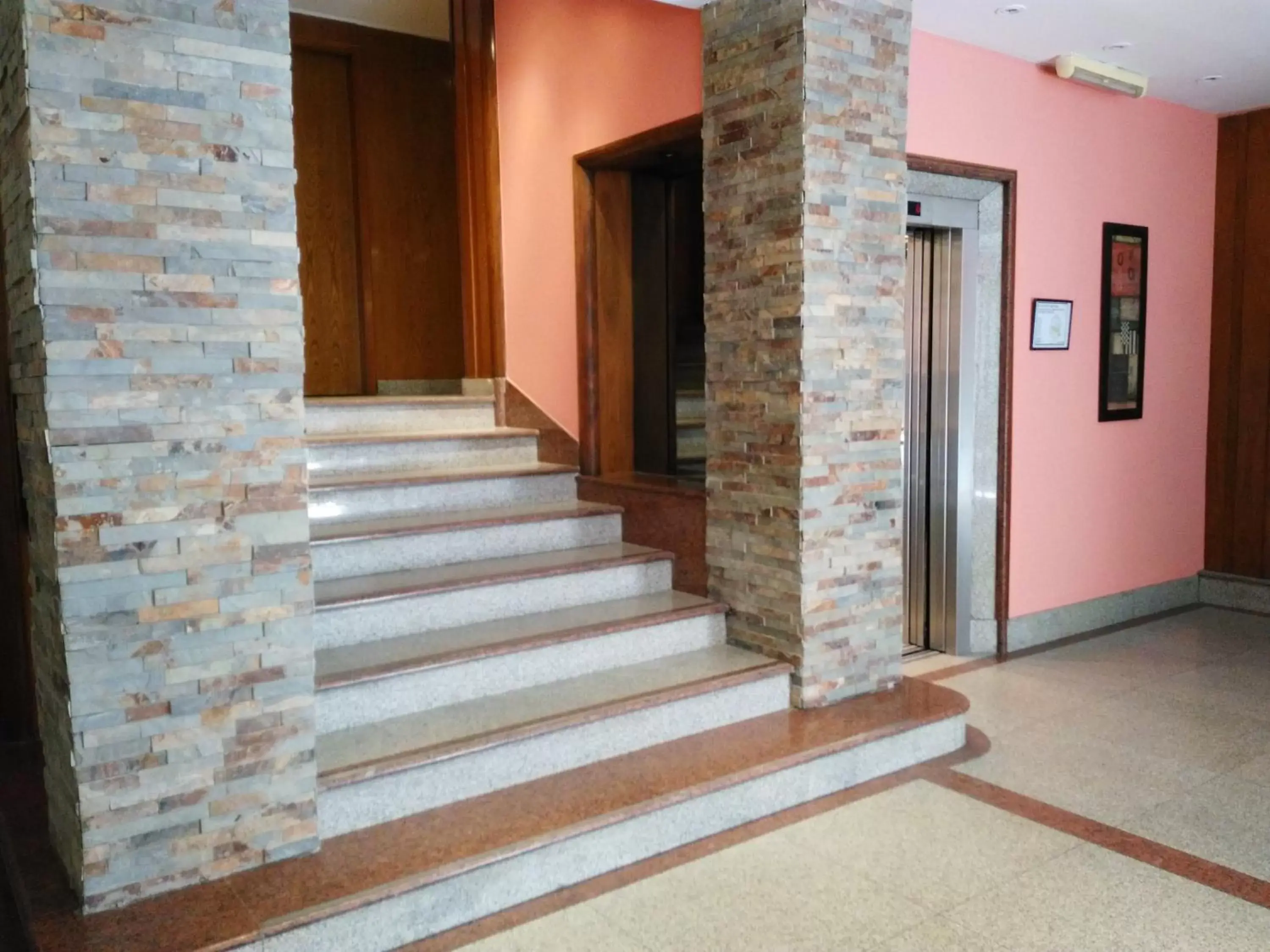 Lobby or reception in Tritone Hotel