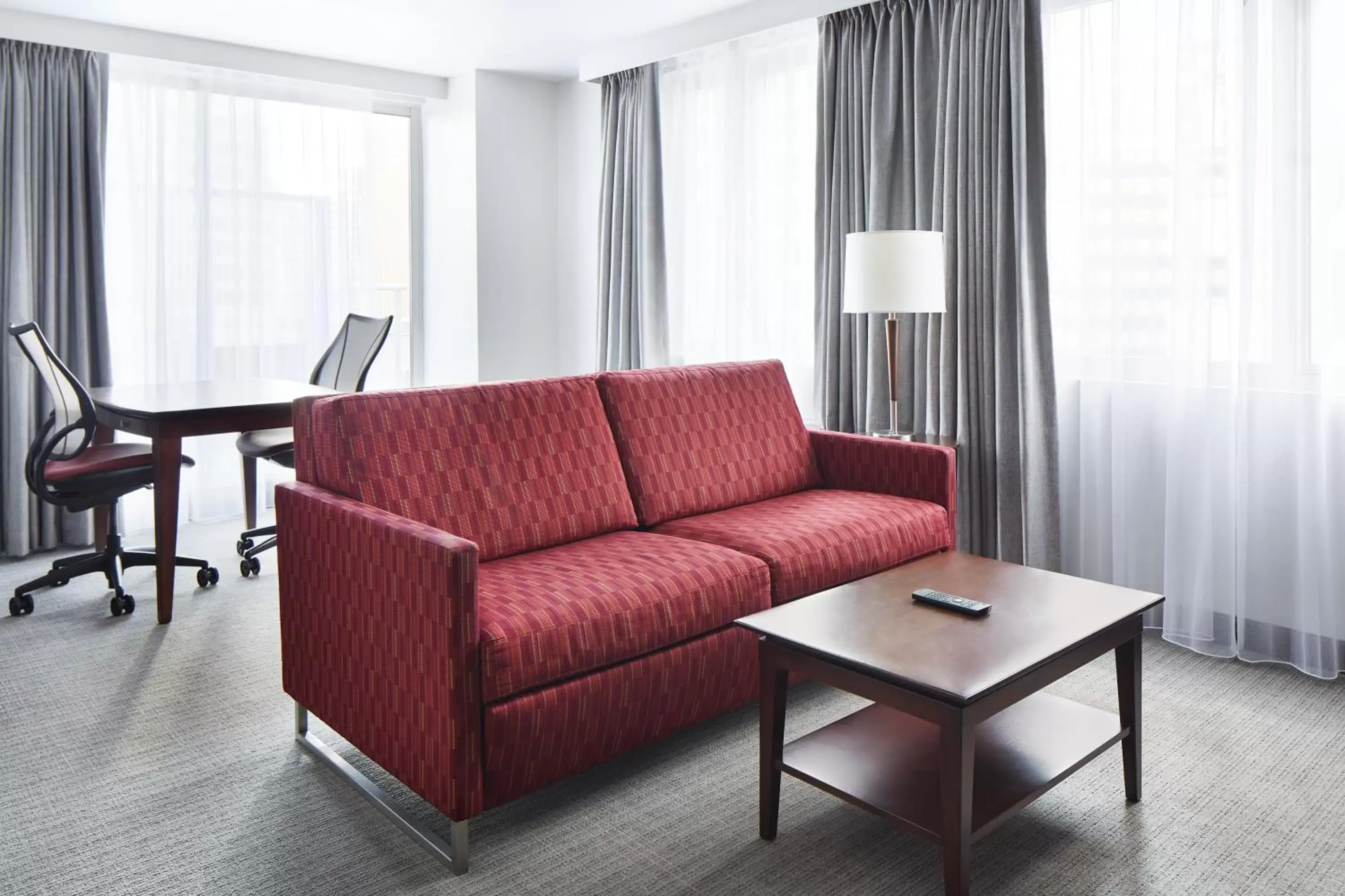 Living room, Seating Area in Club Quarters Hotel Embarcadero, San Francisco