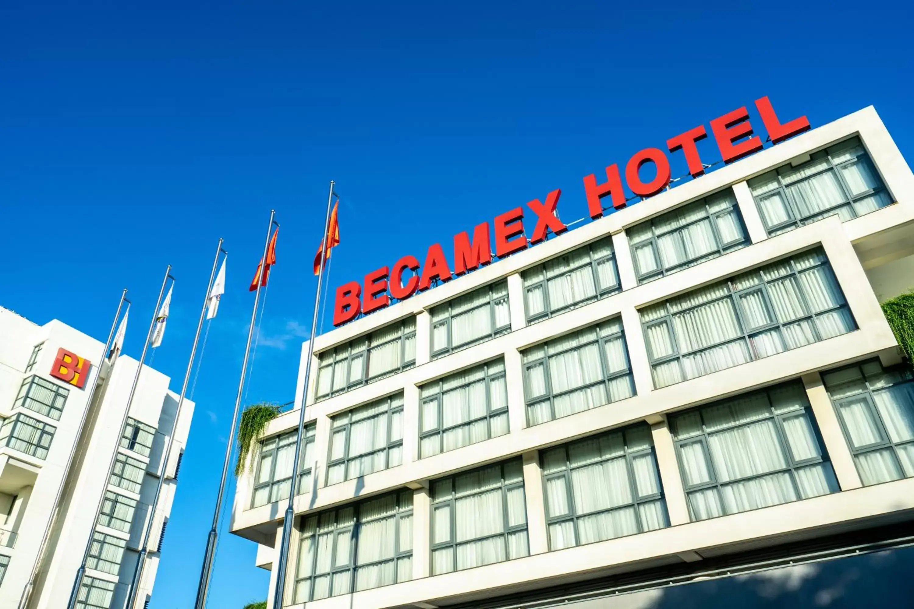 Property Building in Becamex Hotel New City