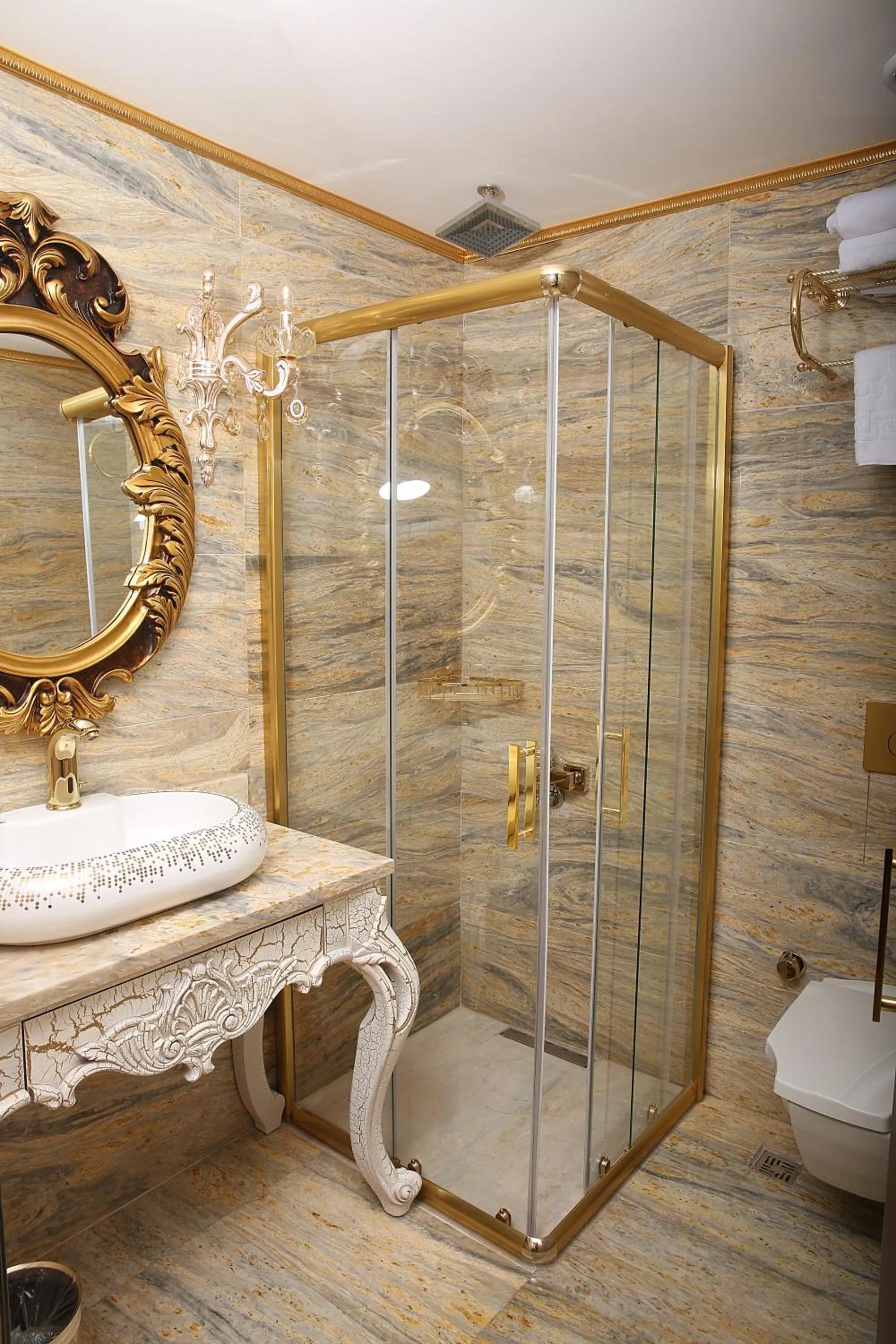 Shower in Laleli Blue Marmaray Hotel