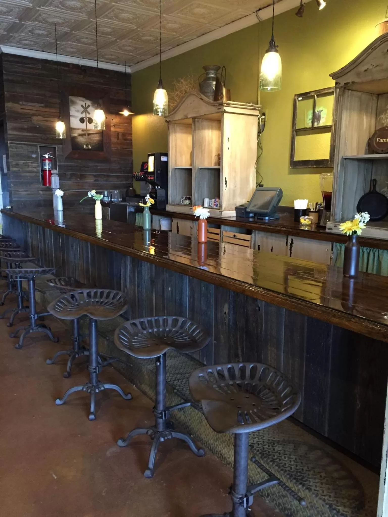 Restaurant/places to eat in National 9 Inn Gillette