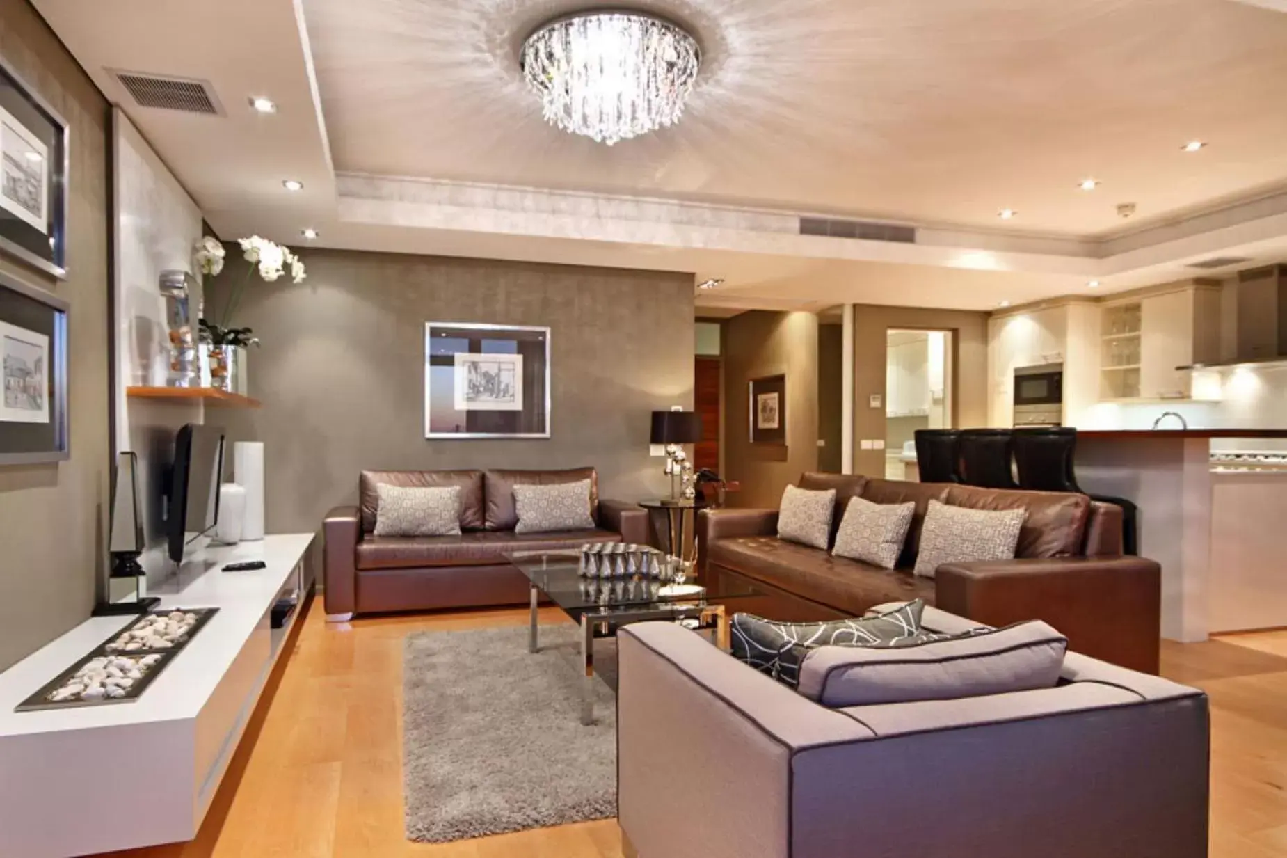 Living room, Seating Area in The Residences at Crystal Towers