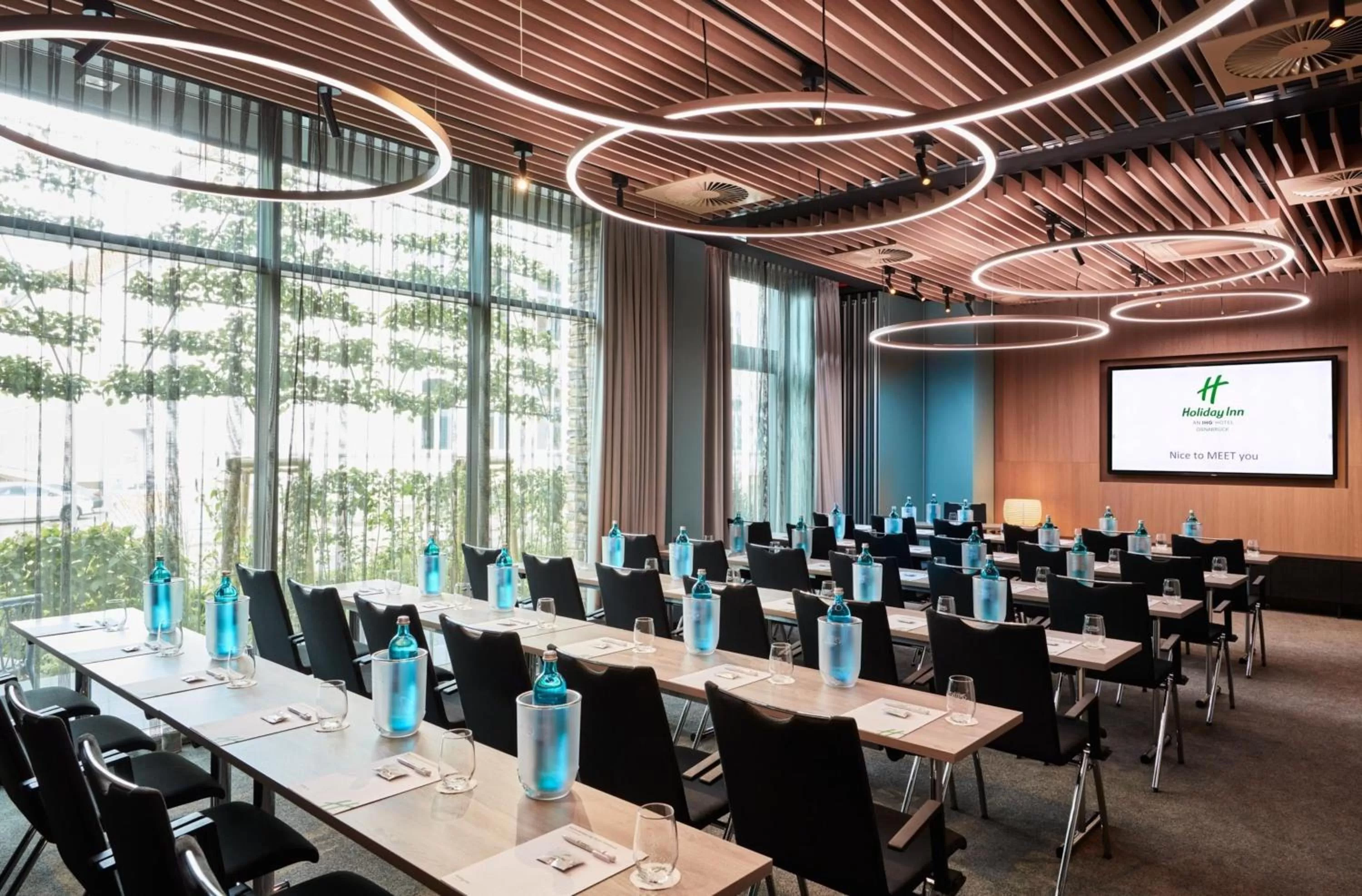 Meeting/conference room in Holiday Inn - Osnabrück by IHG