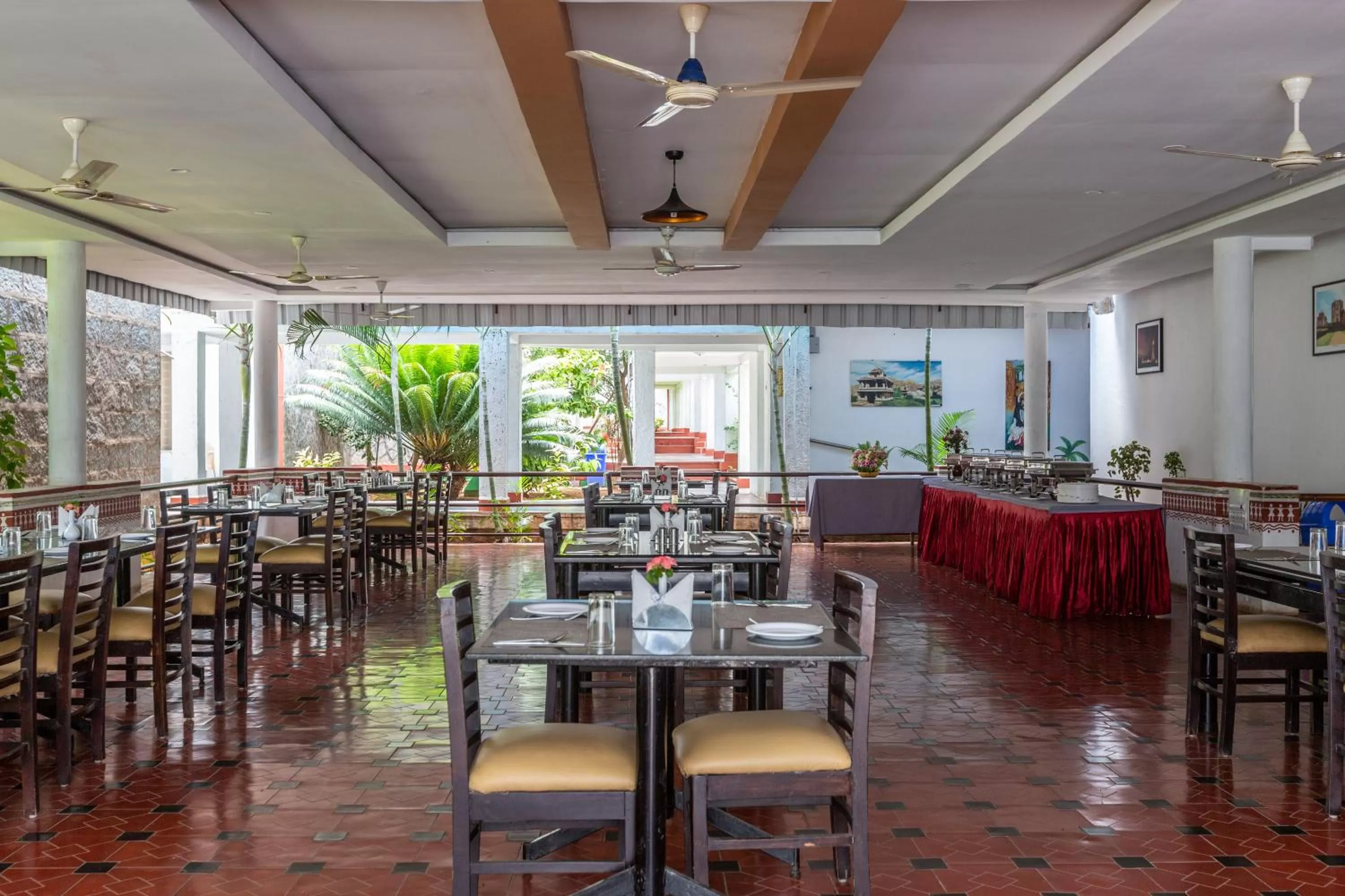 KSTDC Hotel Mayura Bhuvaneshwari Kamalapur