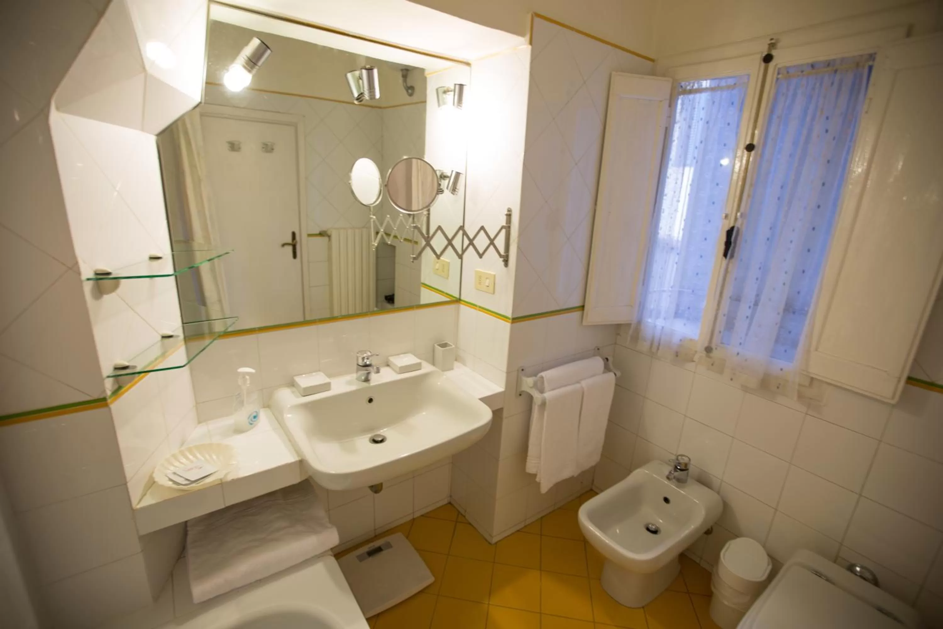 Bathroom in Bed & Breakfast Il Bargello