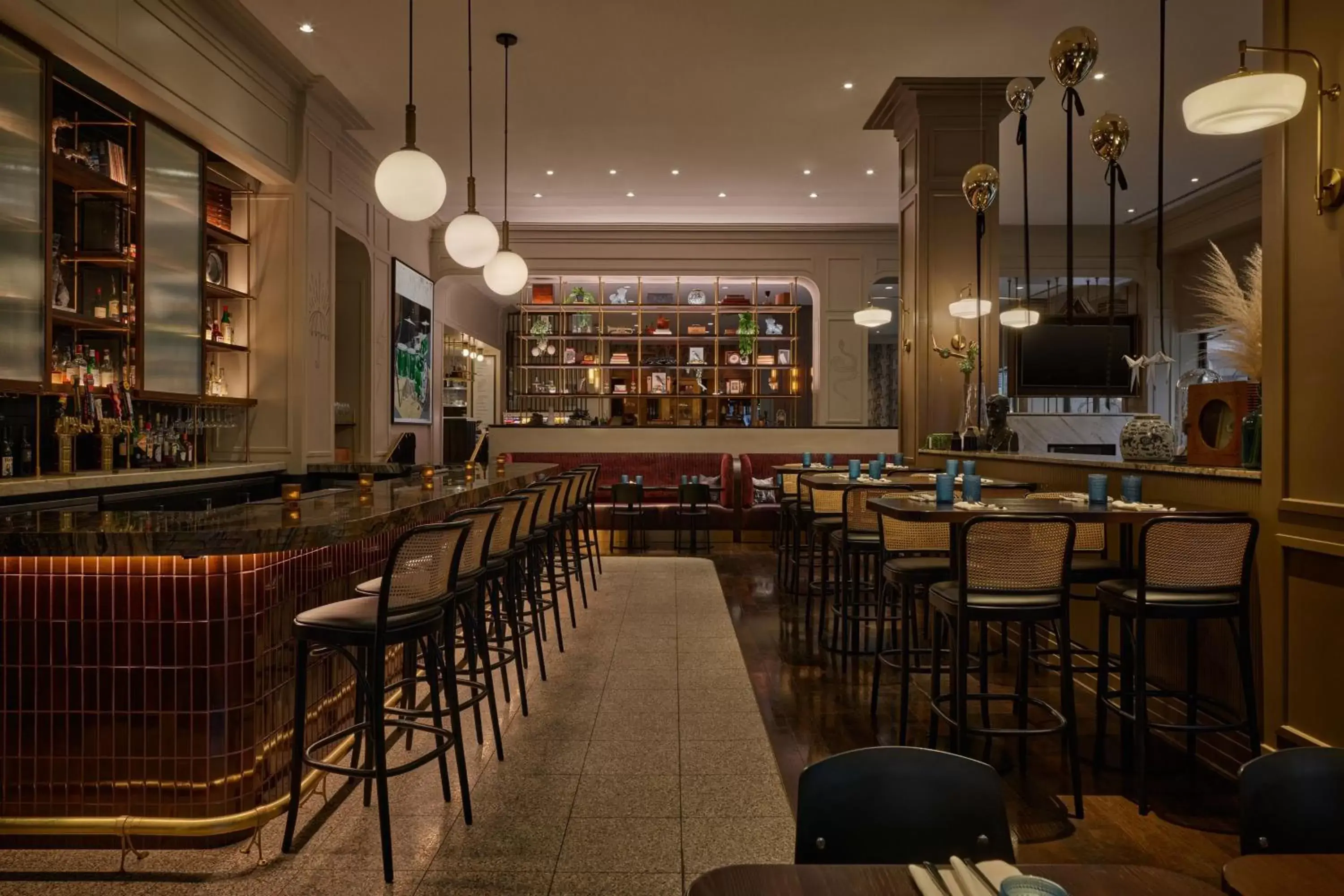 Restaurant/places to eat, Lounge/Bar in Renaissance Saint Elm Dallas Downtown Hotel