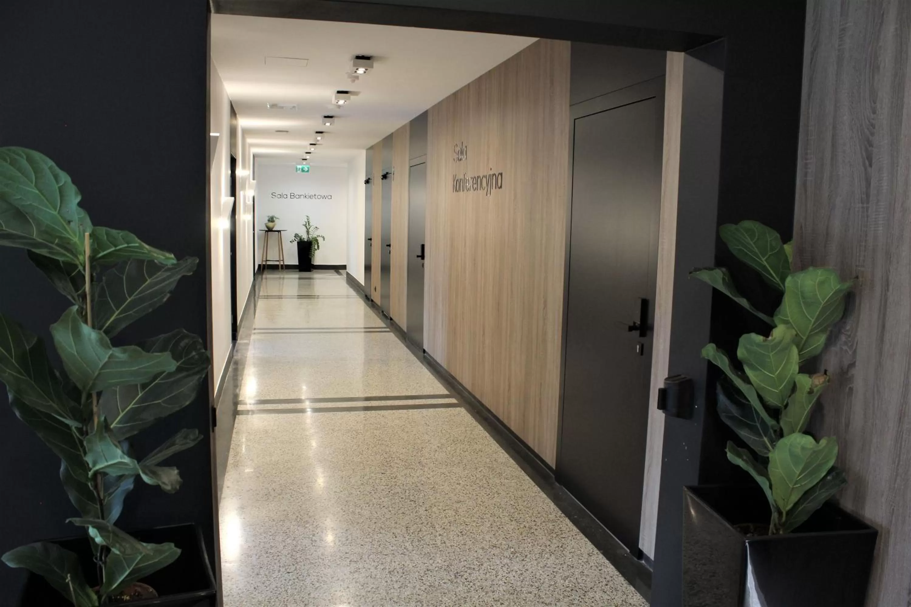 Lobby or reception in VANTA Business Center