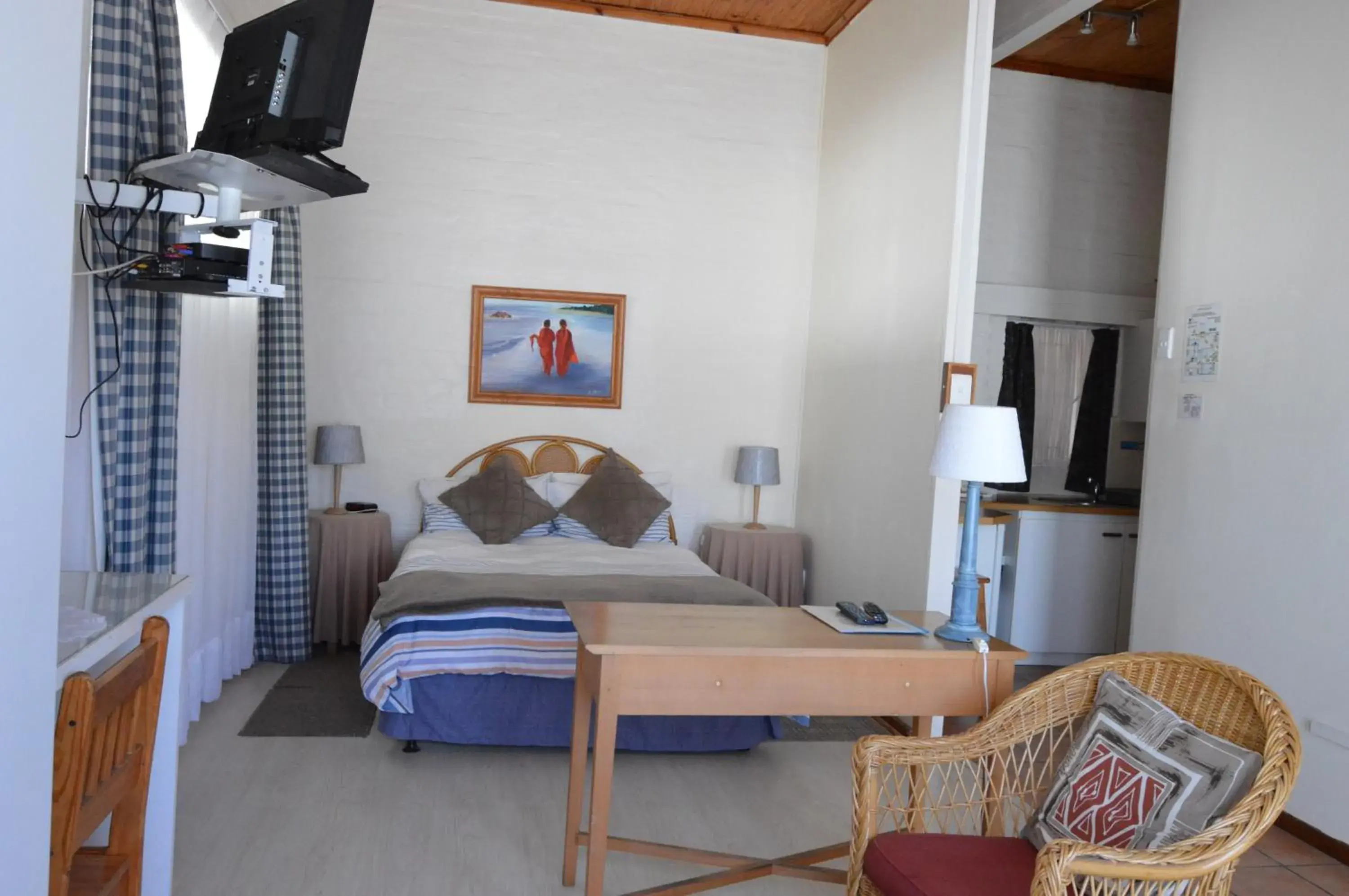 Photo of the whole room, Bed in Aqua Marine Guest House