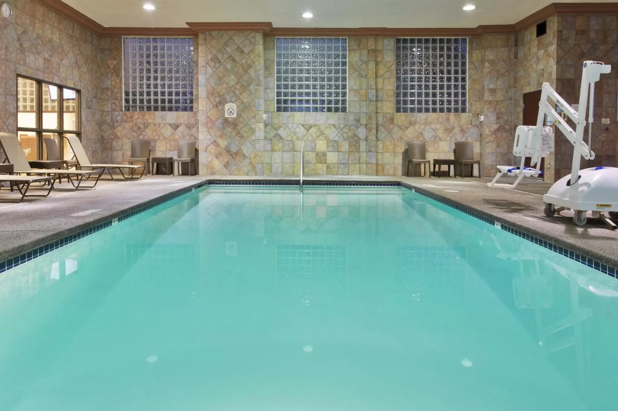 Swimming Pool in Holiday Inn Express Hotel & Suites Portland-Northwest Downtown, an IHG Hotel