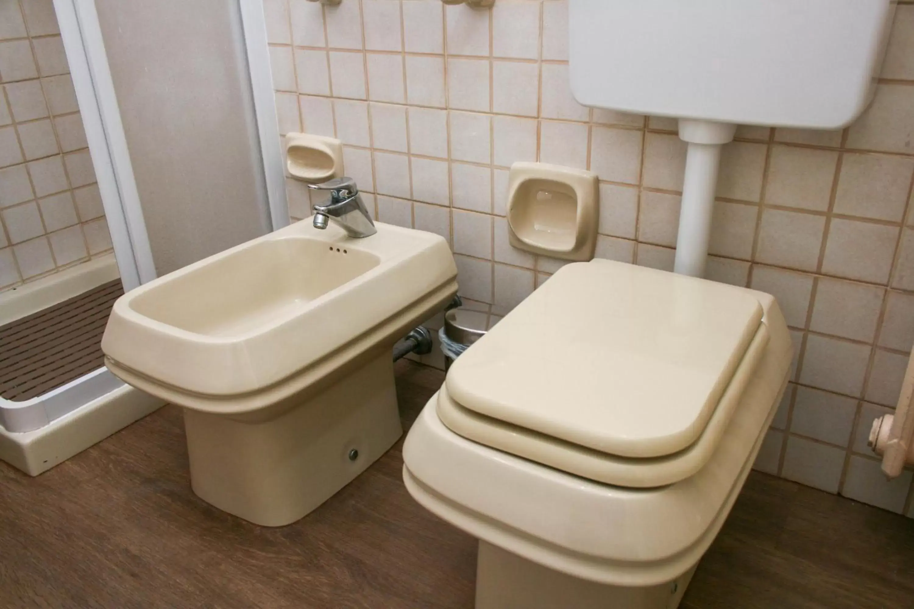 Toilet, Bathroom in Residenza Donnafugata B&B