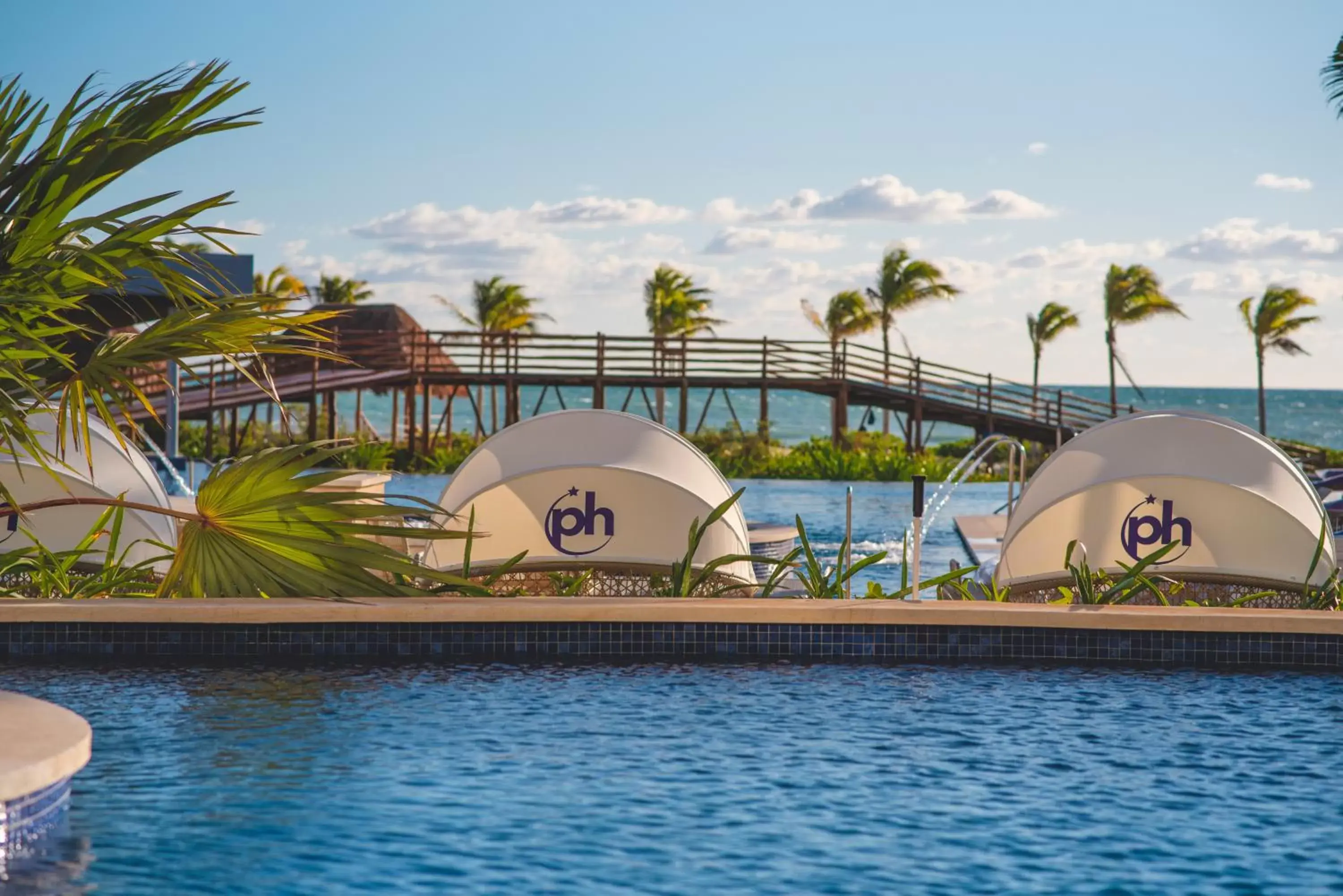 Swimming Pool in Planet Hollywood Cancun, An Autograph Collection All-Inclusive Resort