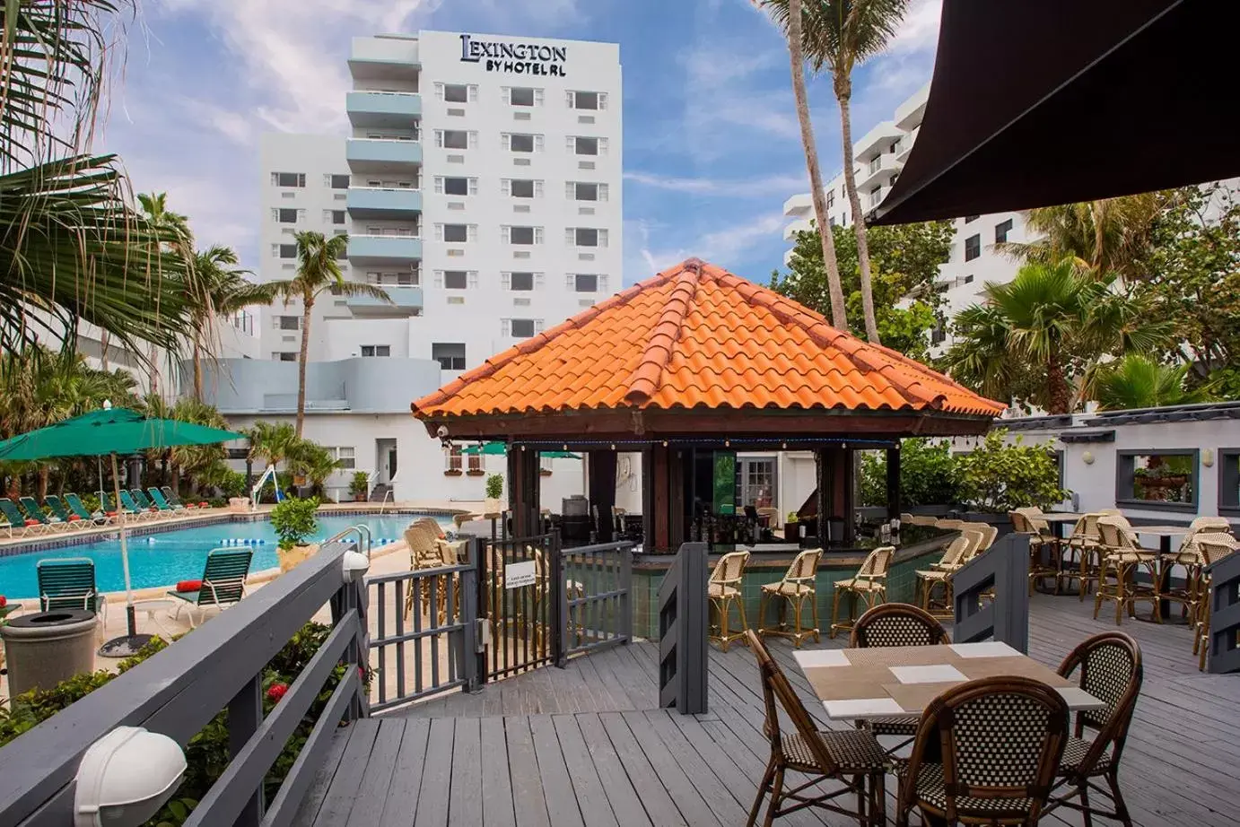 Balcony/Terrace, Restaurant/Places to Eat in Lexington by Hotel RL Miami Beach