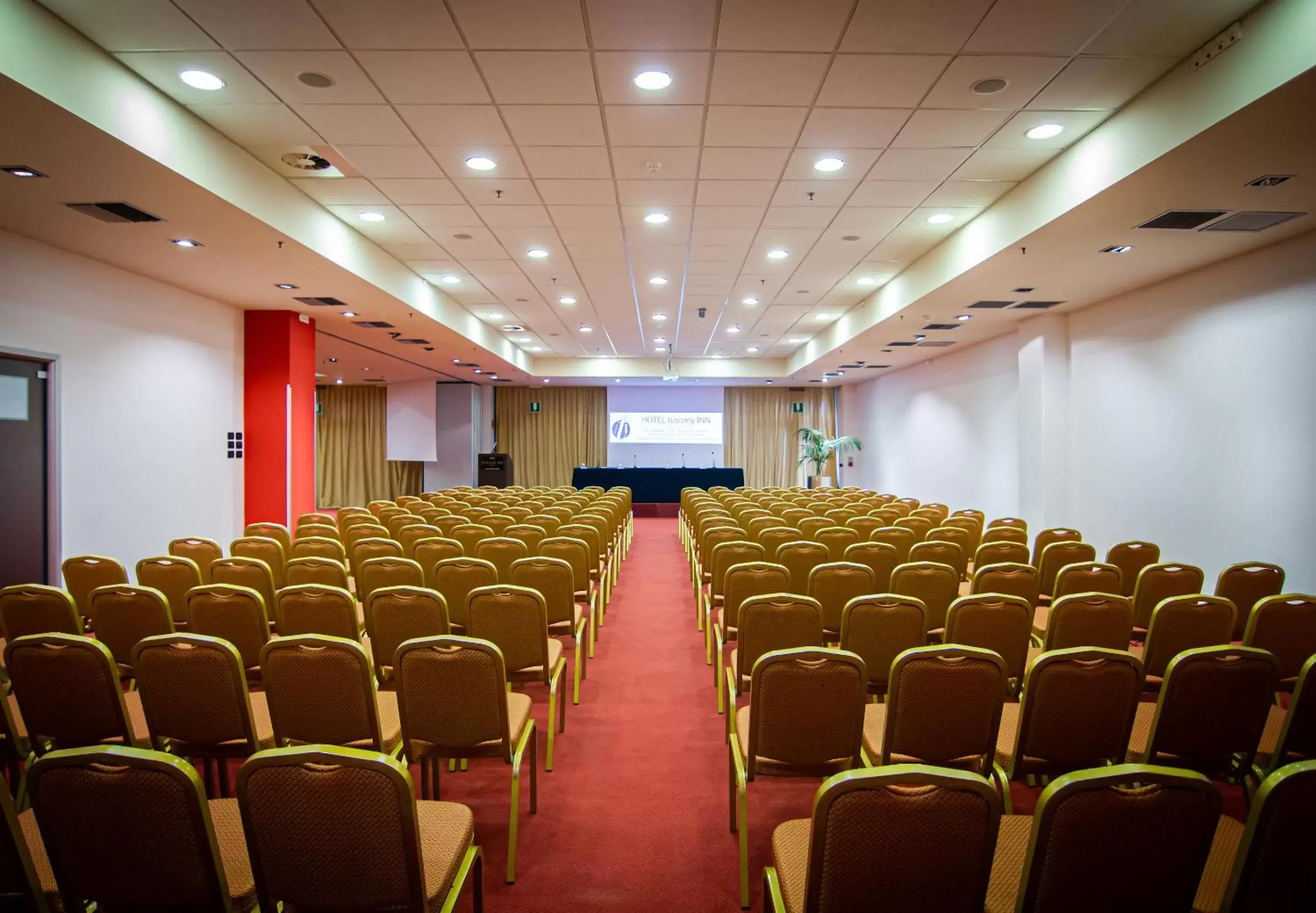 Meeting/conference room in Tuscany Inn