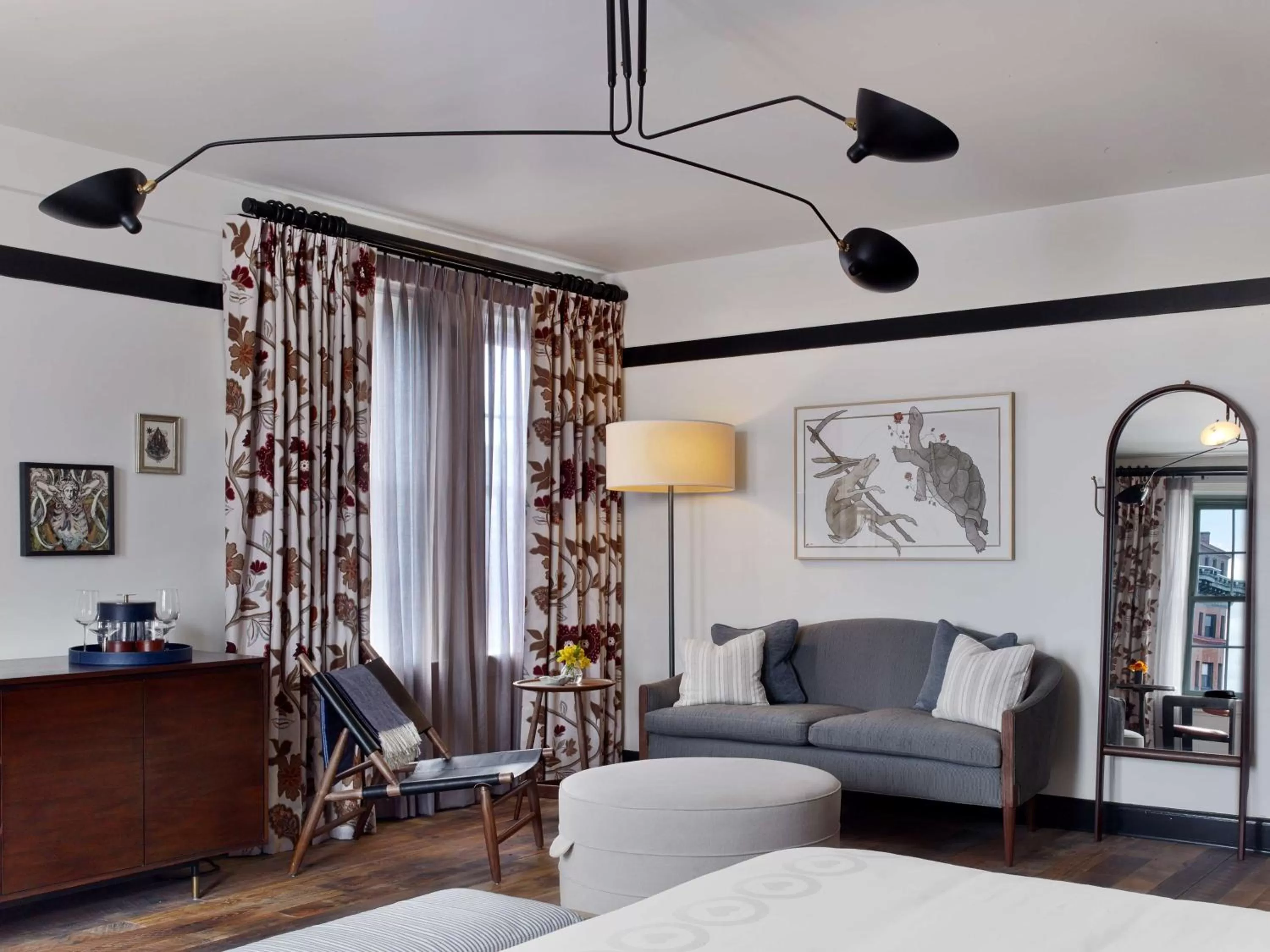 Photo of the whole room, Bed in Hotel Revival Baltimore