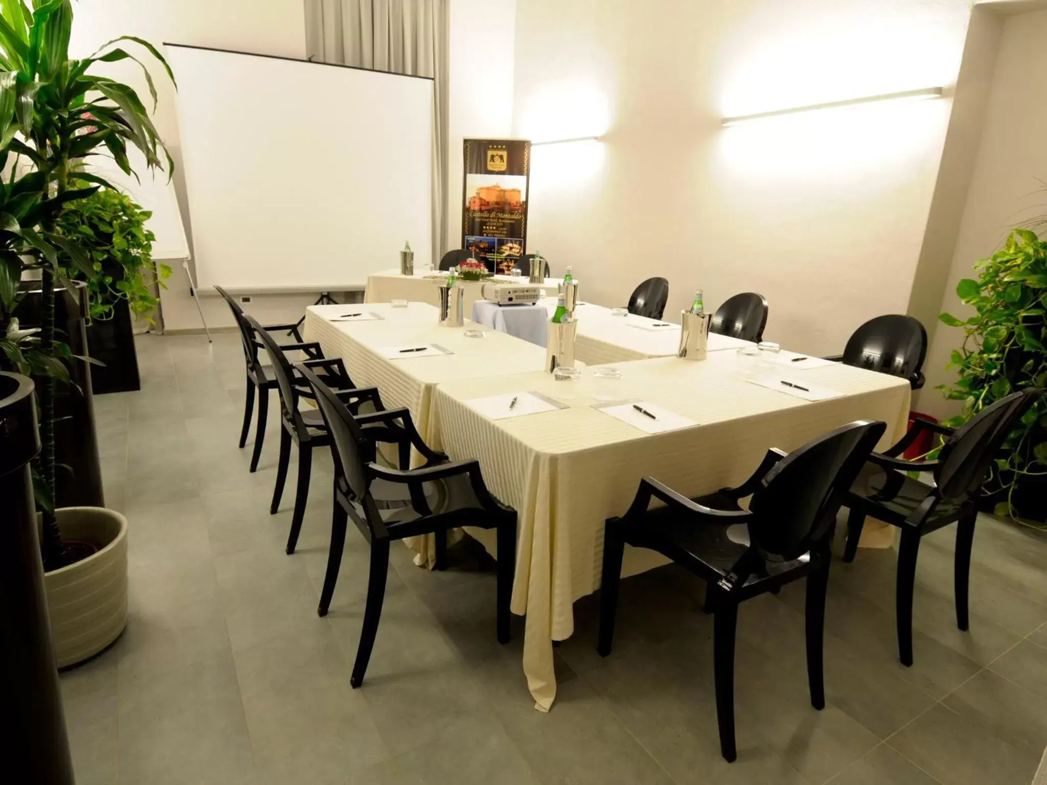 Meeting/conference room in Montaldo Castle & Resort