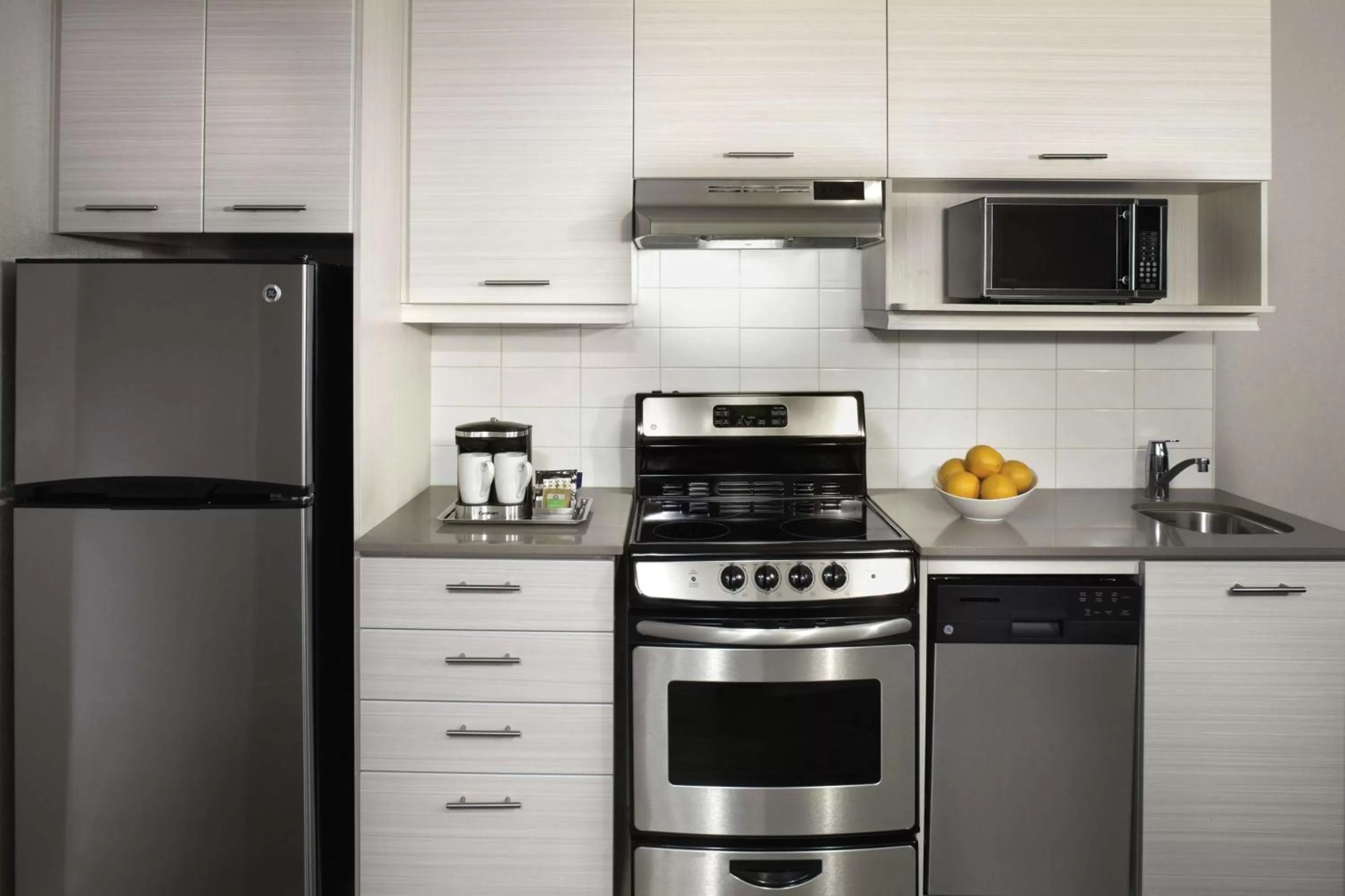 Bedroom in Hilton Suites Toronto-Markham Conference Centre & Spa