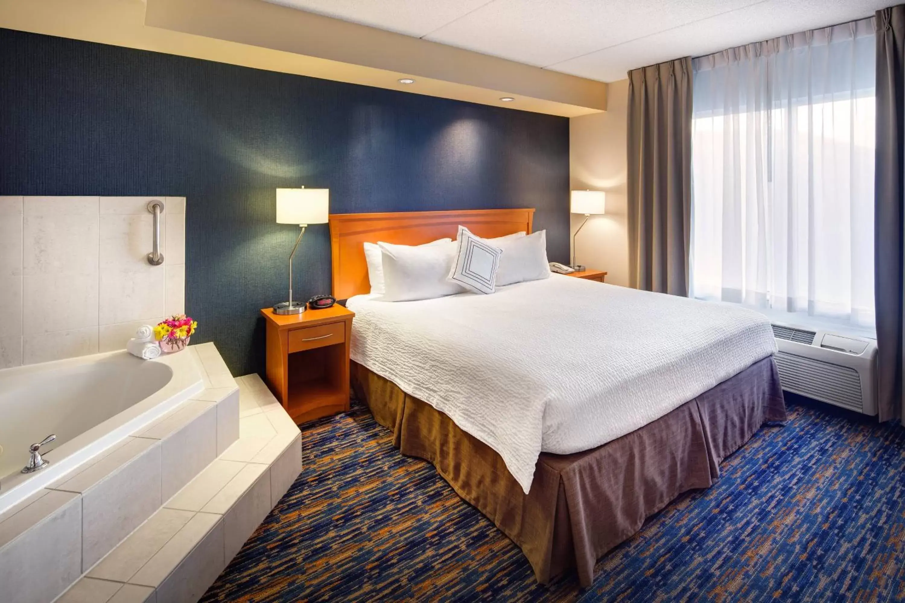 Swimming pool, Bed in Fairfield Inn & Suites by Marriott Toronto Brampton