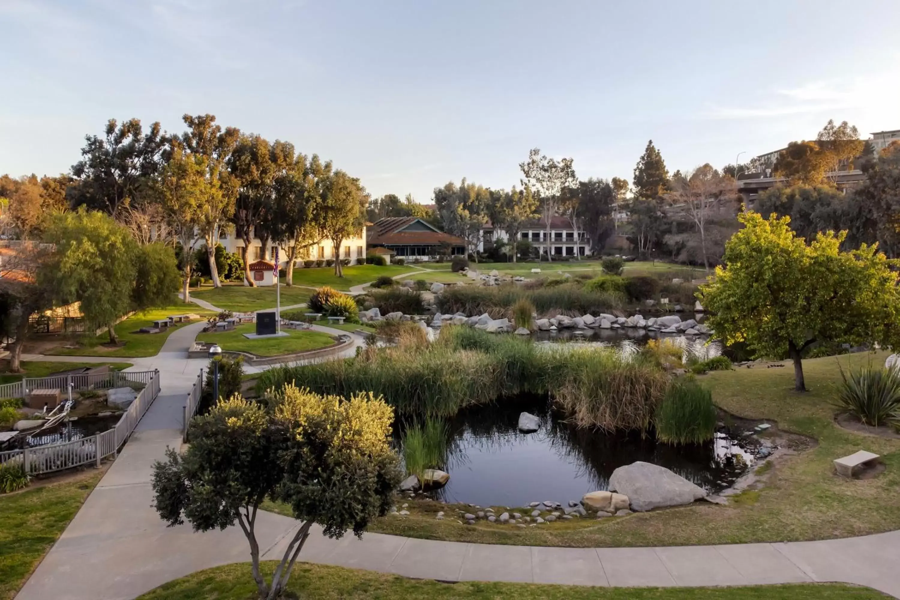 Property building, Pool View in Courtyard by Marriott San Diego Rancho Bernardo