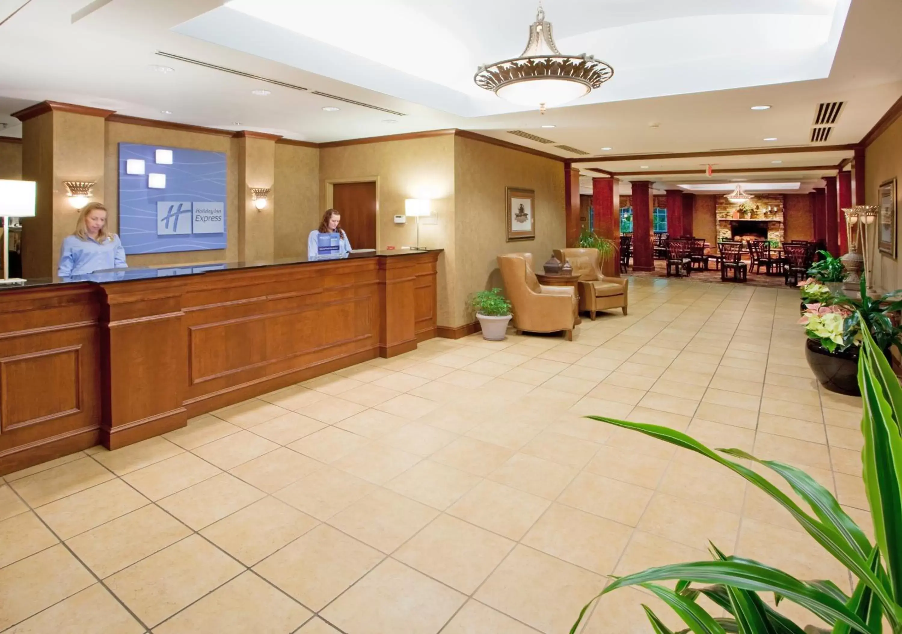 Property building, Lobby/Reception in Holiday Inn Express Hotel & Suites Hagerstown, an IHG Hotel