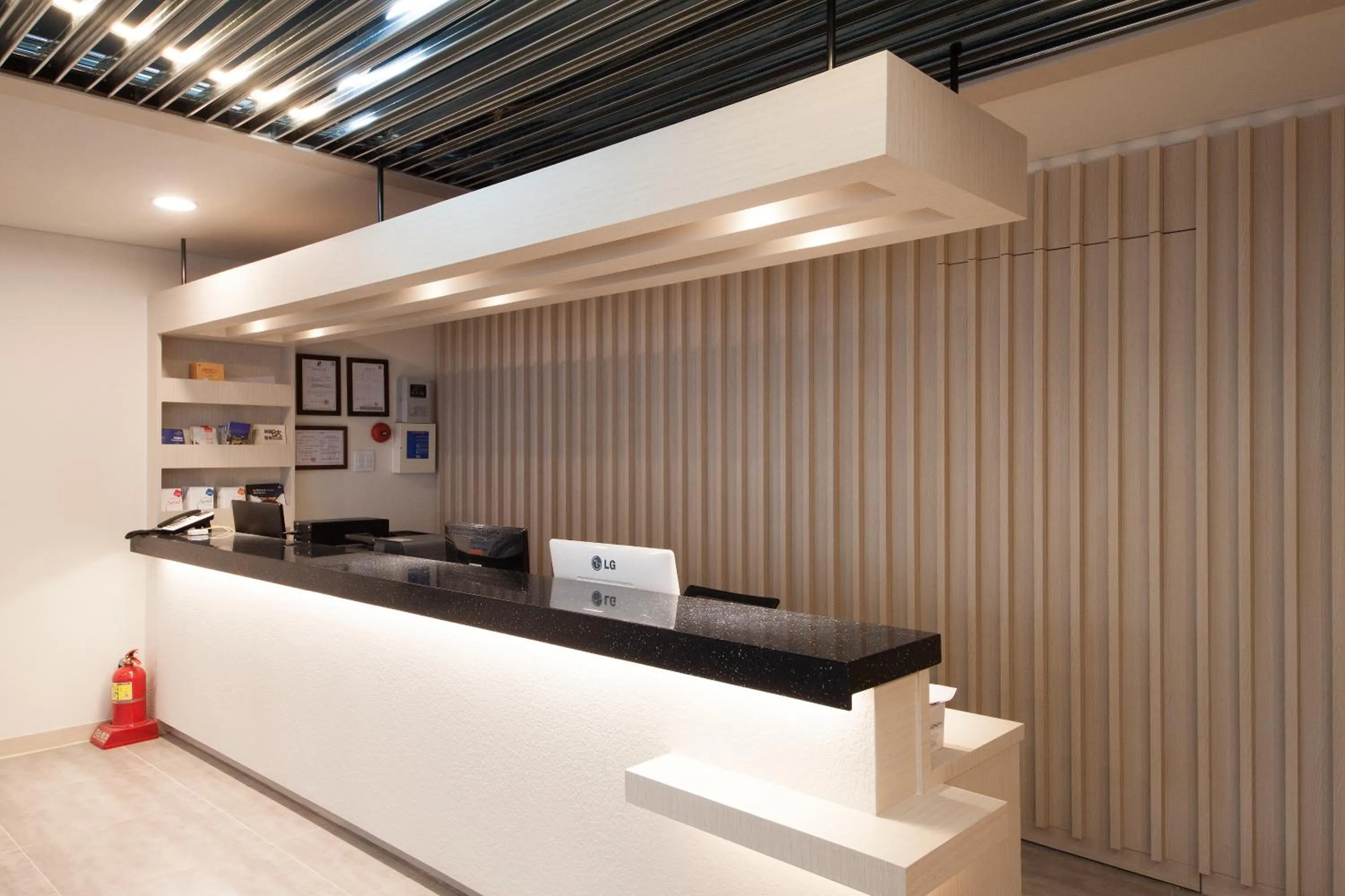 Lobby or reception in K-Grand Hostel Gangnam1