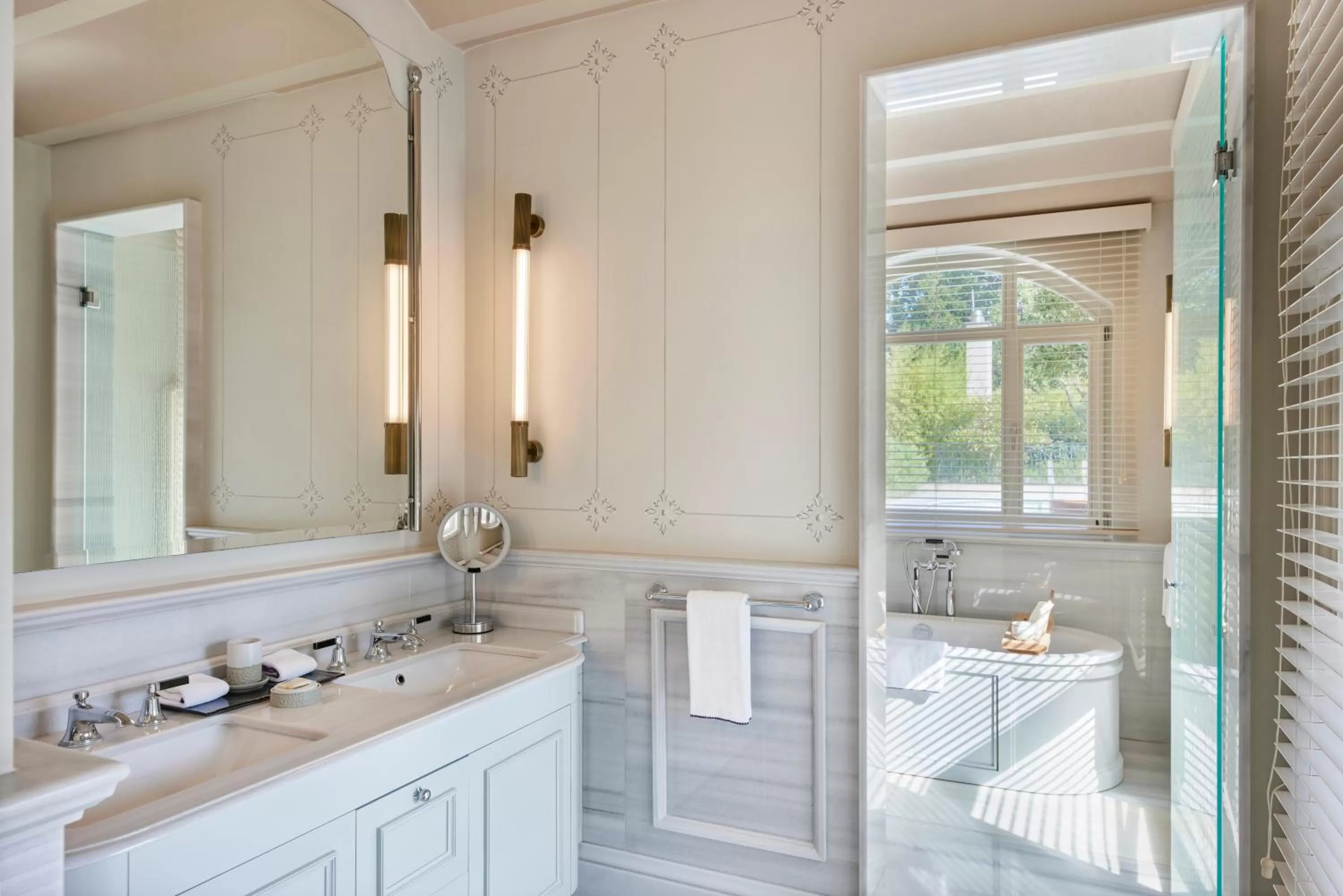 Bathroom in Six Senses Kocatas Mansions