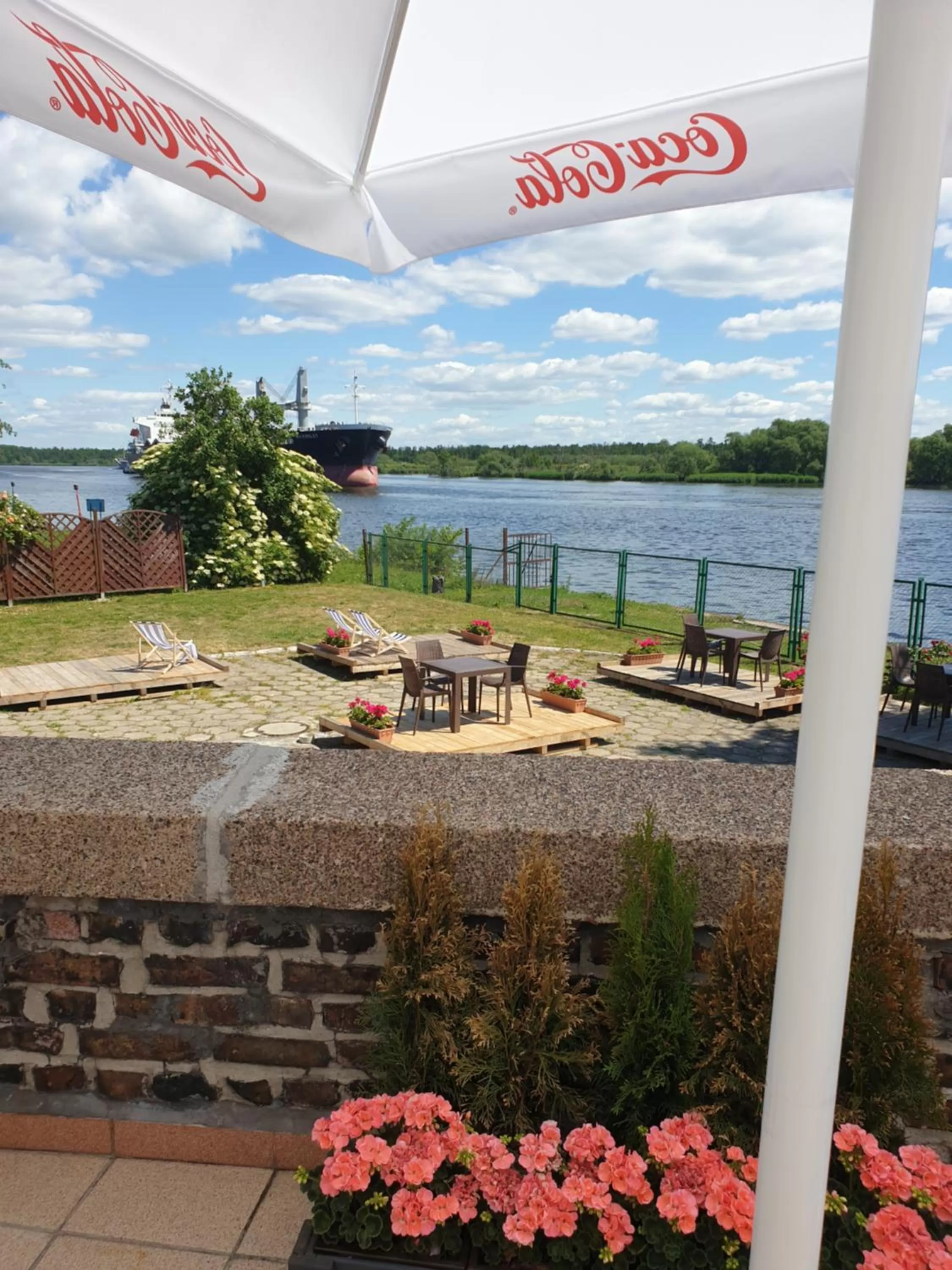Garden in JACHTOWA Hotel i Restauracja