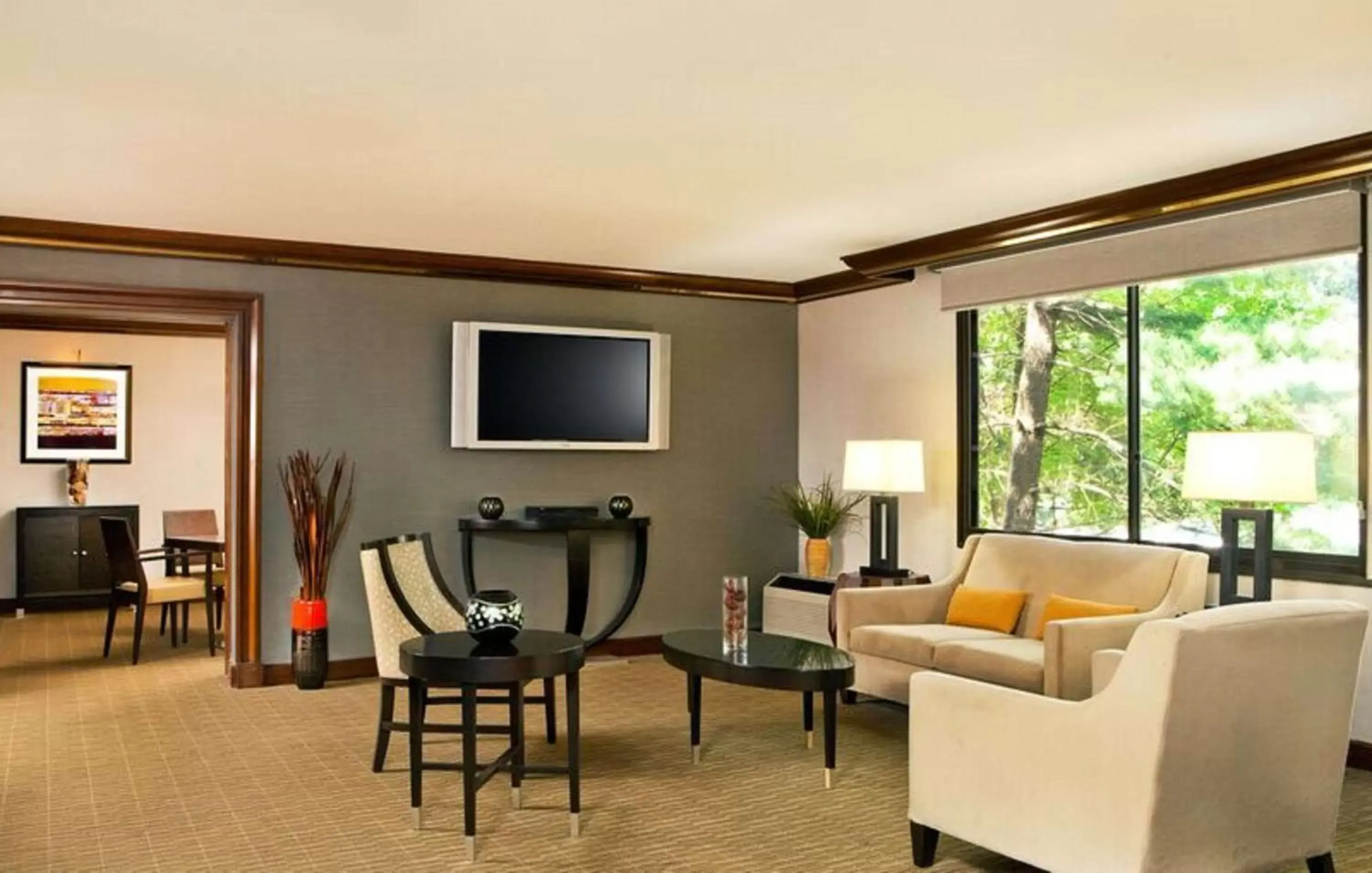 Bedroom, Seating Area in Hilton Woodcliff Lake